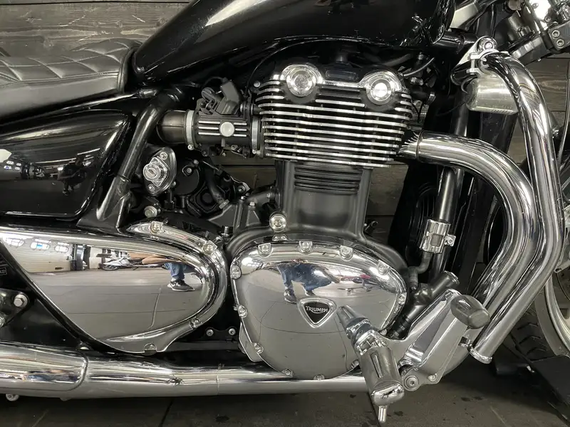 Triumph THUNDERBIRD 1600 - foto 5