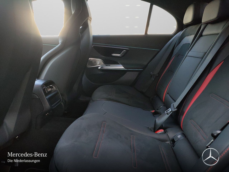 Mercedes-Benz E 53 AMG 4M Hybrid Perf-Sitze Fahrass WideScreen — photo 12