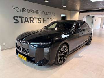 i7 xDrive50