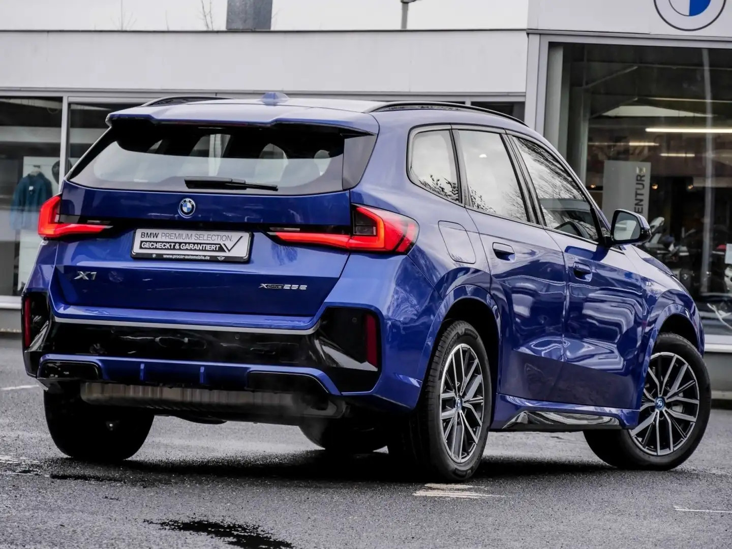 BMW X1 xDrive25e M SPORT+ADAPT.LED+PA+SHZ+KOMFORTZG Blau - 2