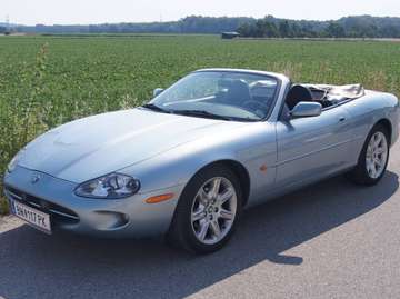 XK8 Cabrio