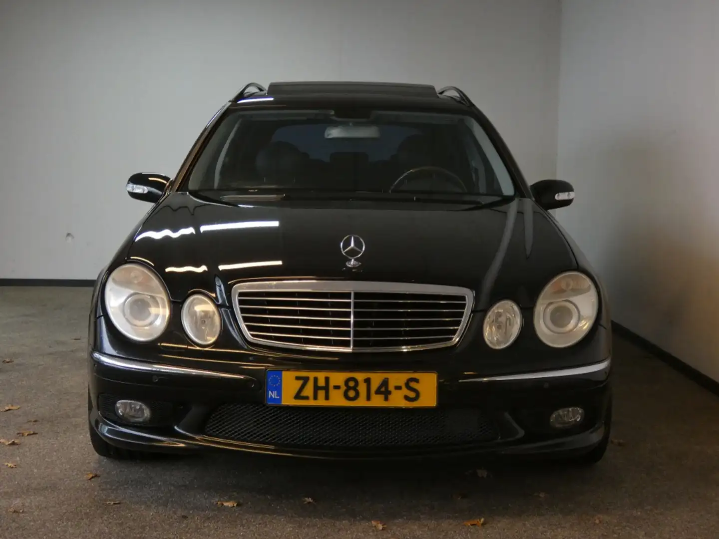 Mercedes-Benz E 320 Combi Avantgarde LPG G3 7 pers. Zwart - 2