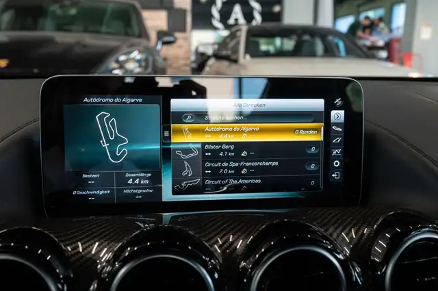 Mercedes-Benz Amg GT view 25