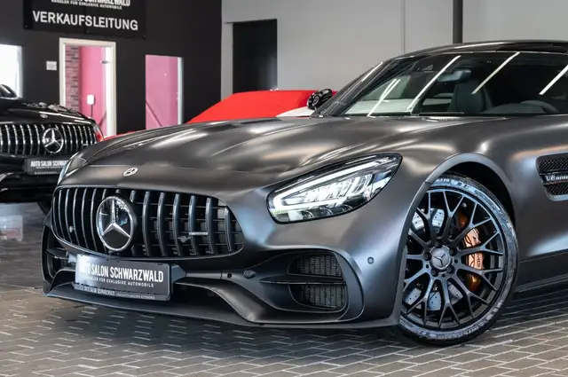 Mercedes-Benz Amg GT view 3