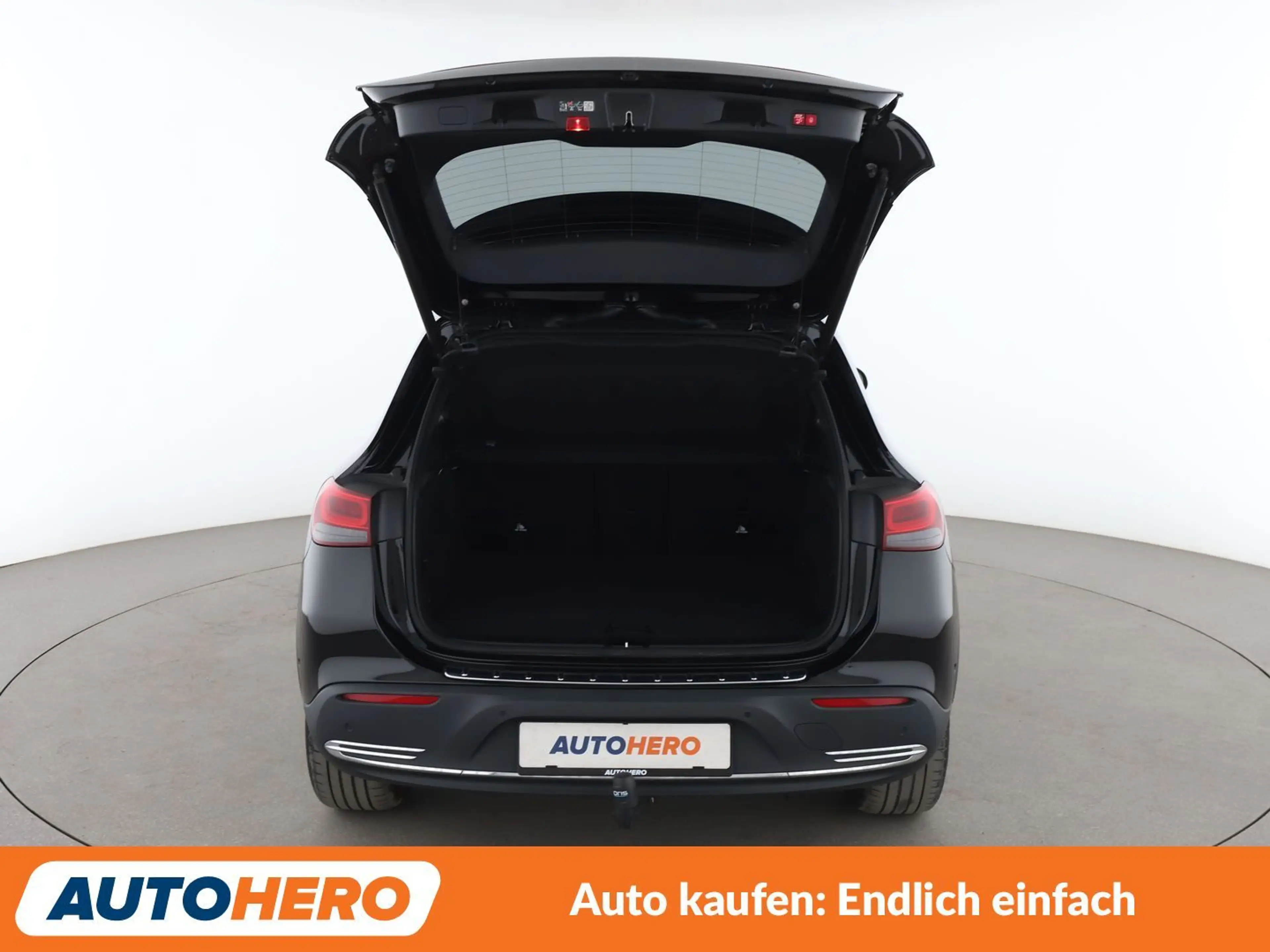 Mercedes-Benz EQA 300 4Matic Progressive Aut.*NAVI*LED*CAM* — photo 16