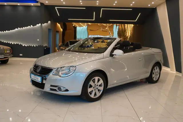 Volkswagen Eos 2.0 FSI*SHZ*Klimaaut.*Pano*Cabrio*Scheckheft