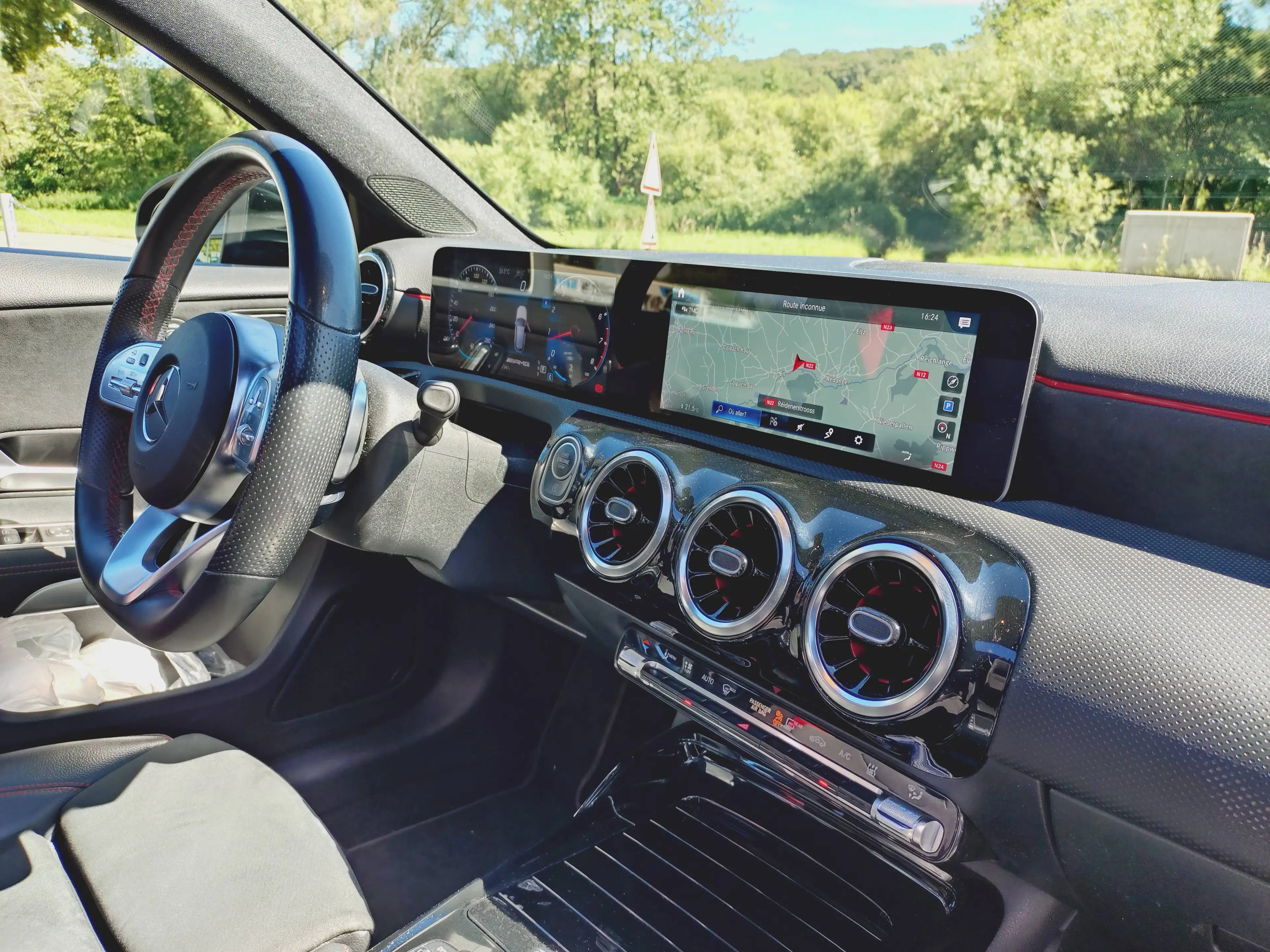 Mercedes-Benz A 35 AMG 4Matic (177.051) — photo 10