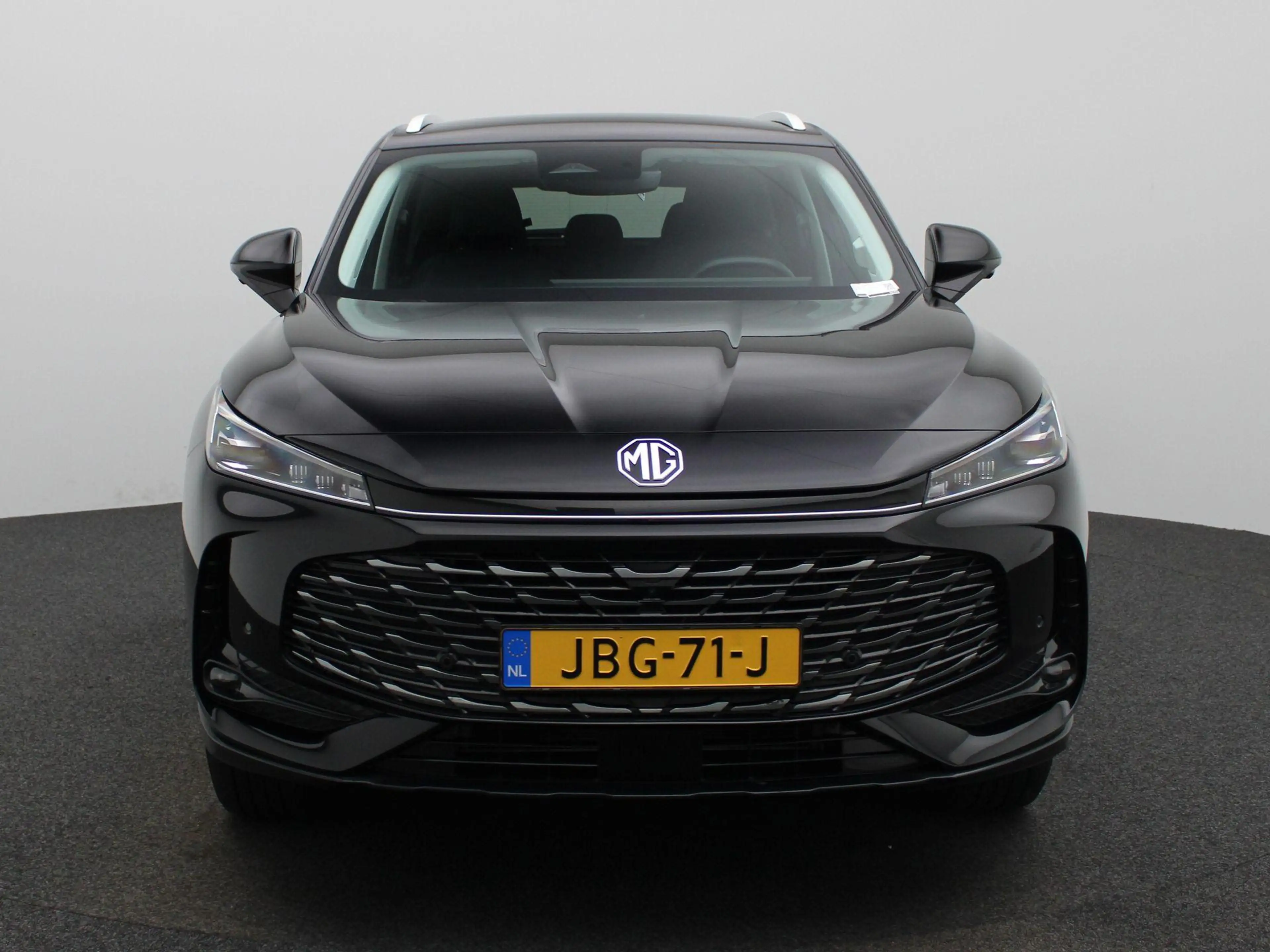 MG HS MG PHEV 1.5 Luxury | 100km Electrisch | Navi | Car — photo 3