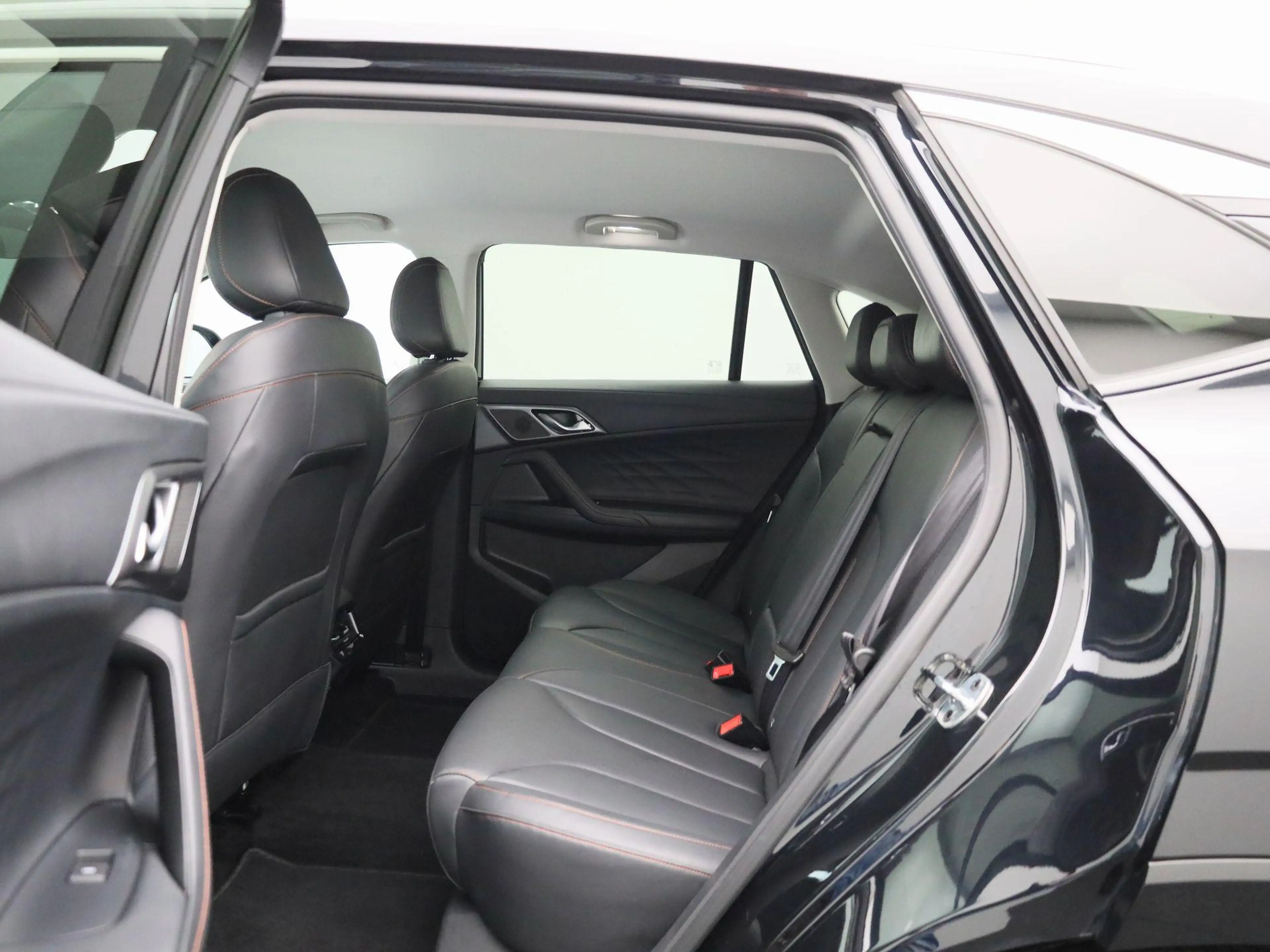 MG HS MG PHEV 1.5 Luxury | 100km Electrisch | Navi | Car — photo 10