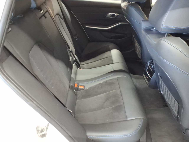 BMW 318 318i Touring Aut. M-SPORT NAVI LED PDC SHZ — photo 14