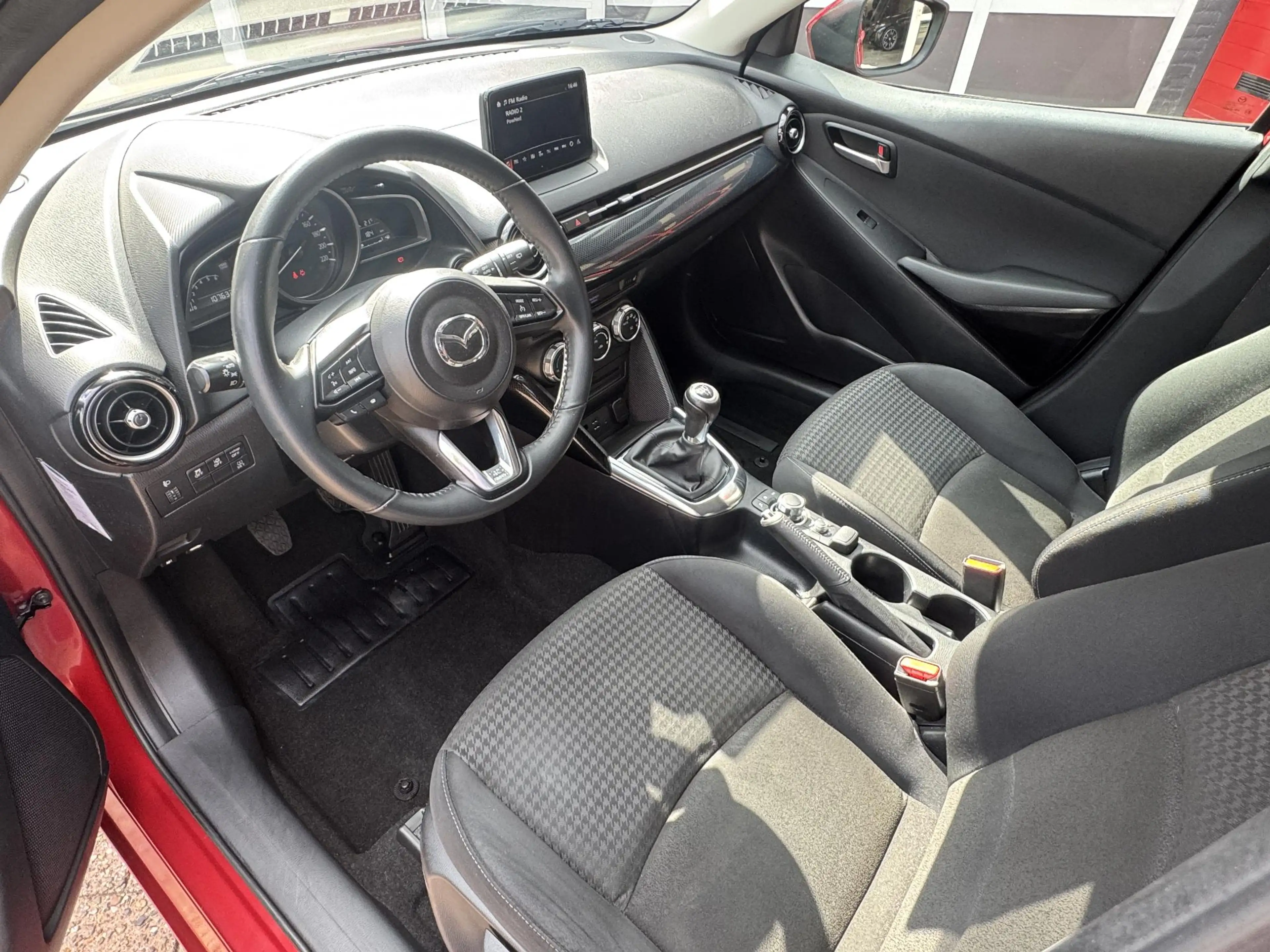 Mazda 2 1.5 Skyactiv-G Skylease+ *CRUISE/CLIMA/4 SEASON* — photo 10