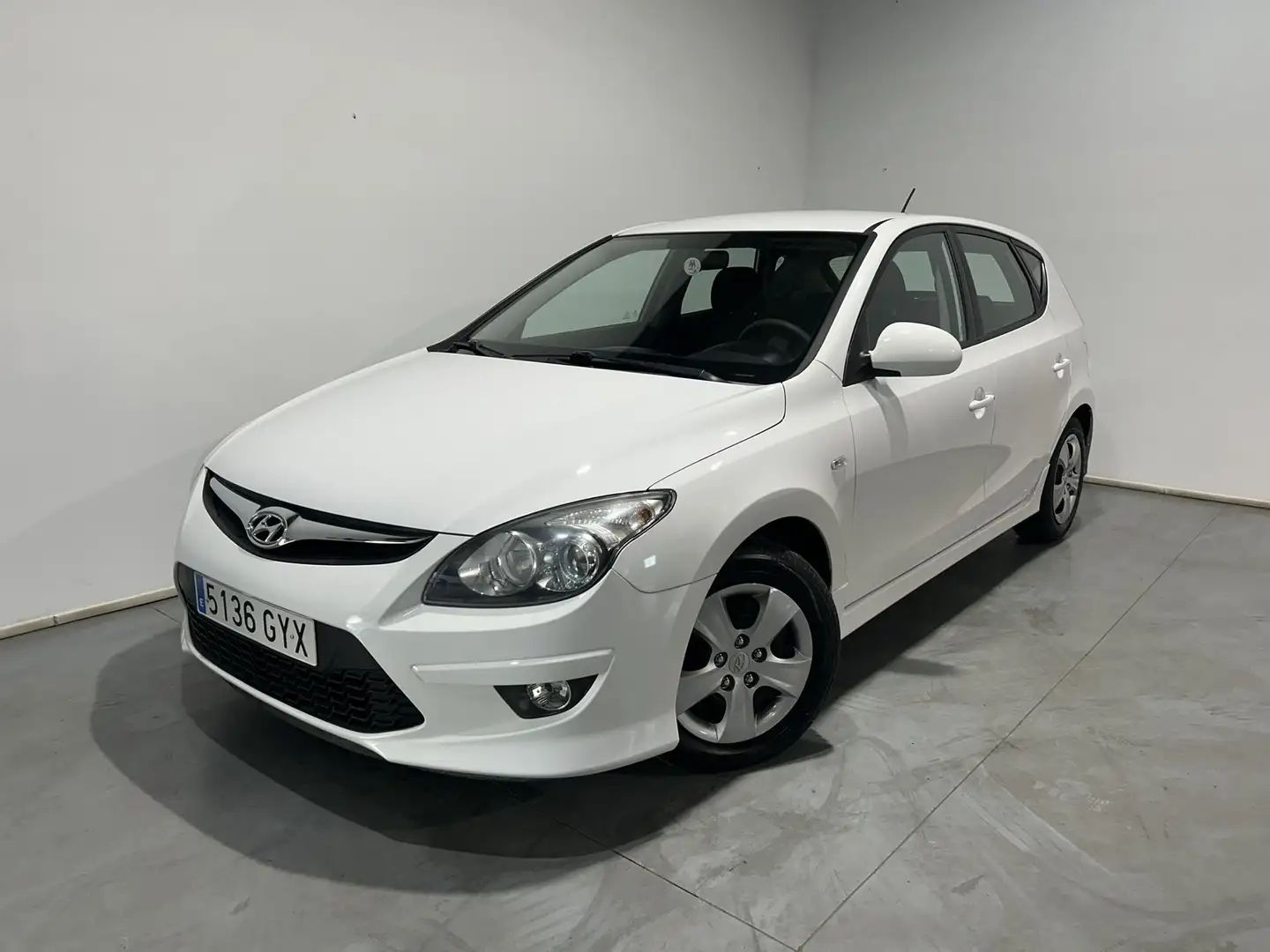 Hyundai i30 1.4 Classic GL Blanco - 1