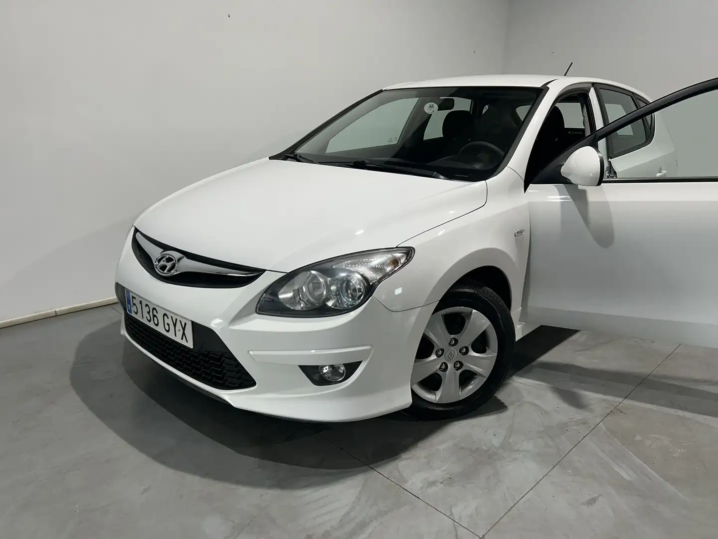 Hyundai i30 1.4 Classic GL Blanco - 2