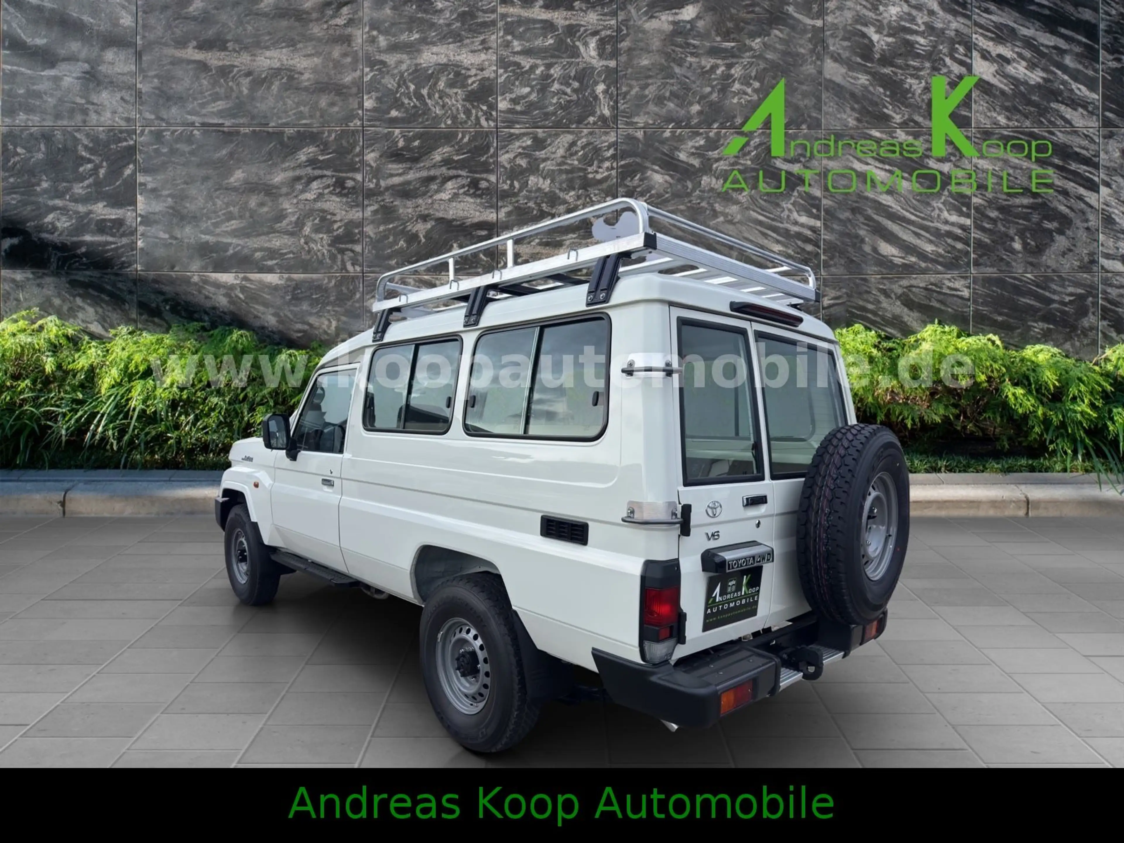 Toyota Land Cruiser GRJ 78 Automatik PowerPaket Sofort — photo 4