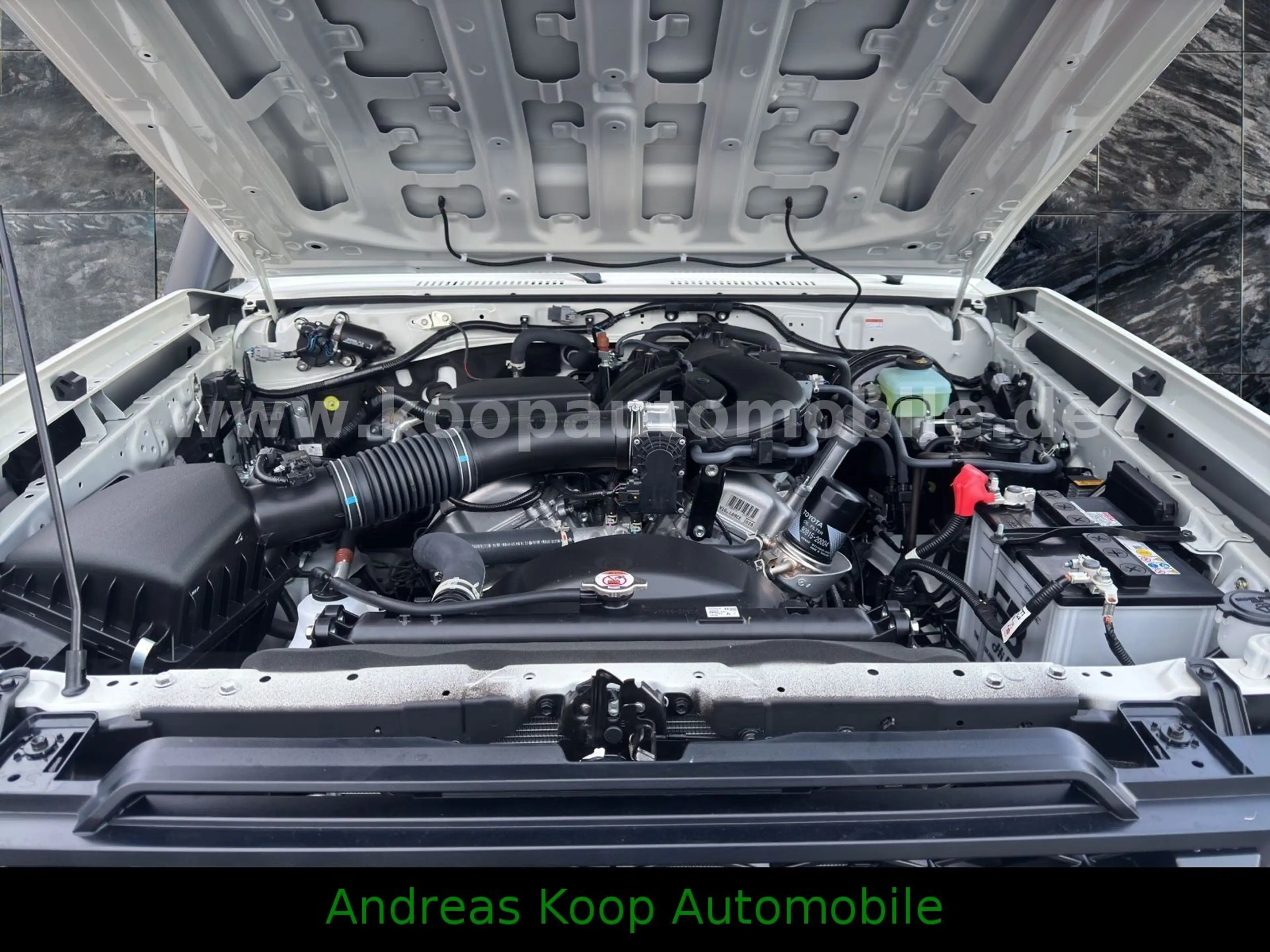 Toyota Land Cruiser GRJ 78 Automatik PowerPaket Sofort — photo 14