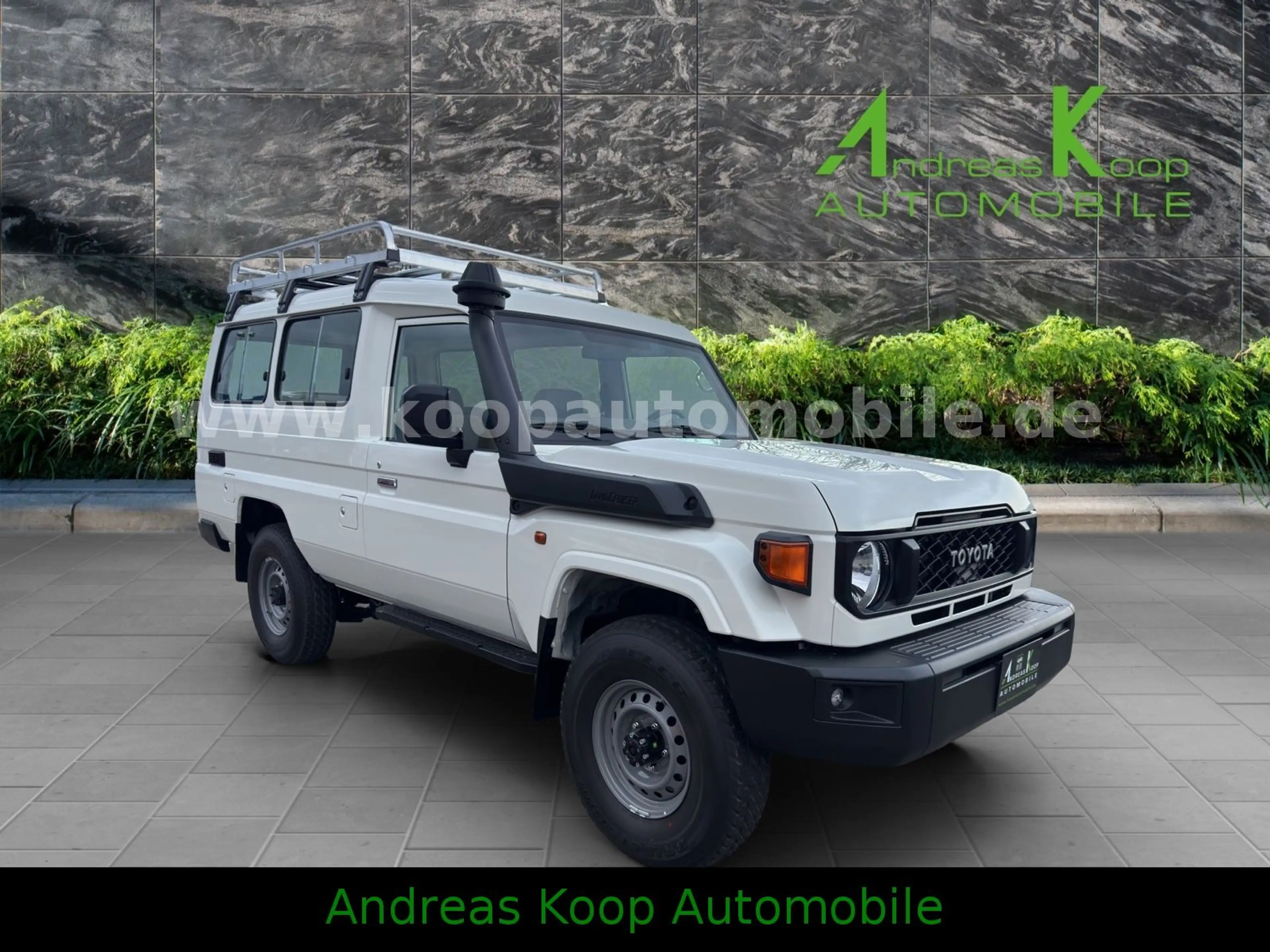 Toyota Land Cruiser GRJ 78 Automatik PowerPaket Sofort — photo 2