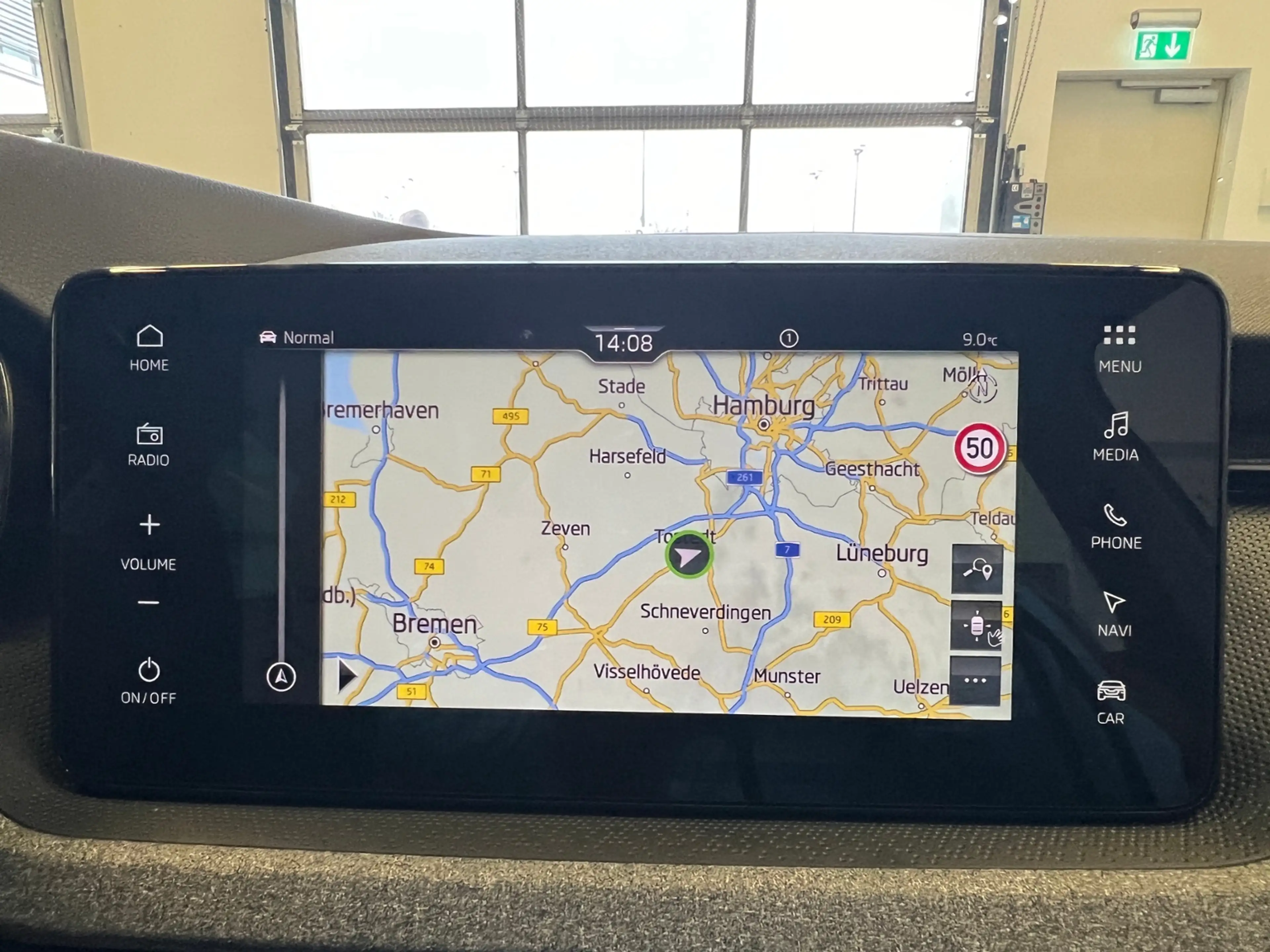 Skoda Scala Tour 1.0 TSI DSG *Matrix-LED, Navi, Sitzhzg. Kame — photo 11