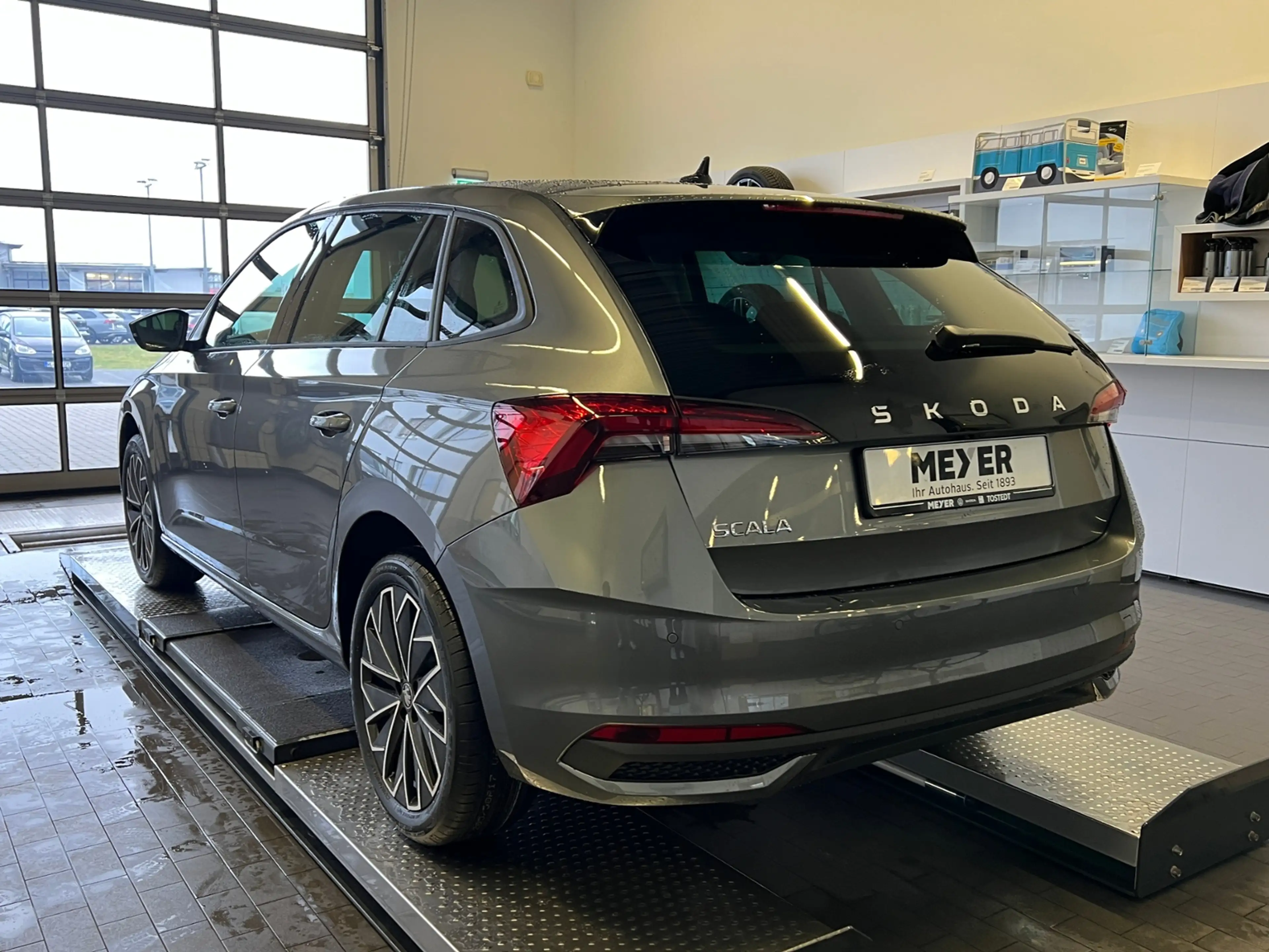 Skoda Scala Tour 1.0 TSI DSG *Matrix-LED, Navi, Sitzhzg. Kame — photo 4