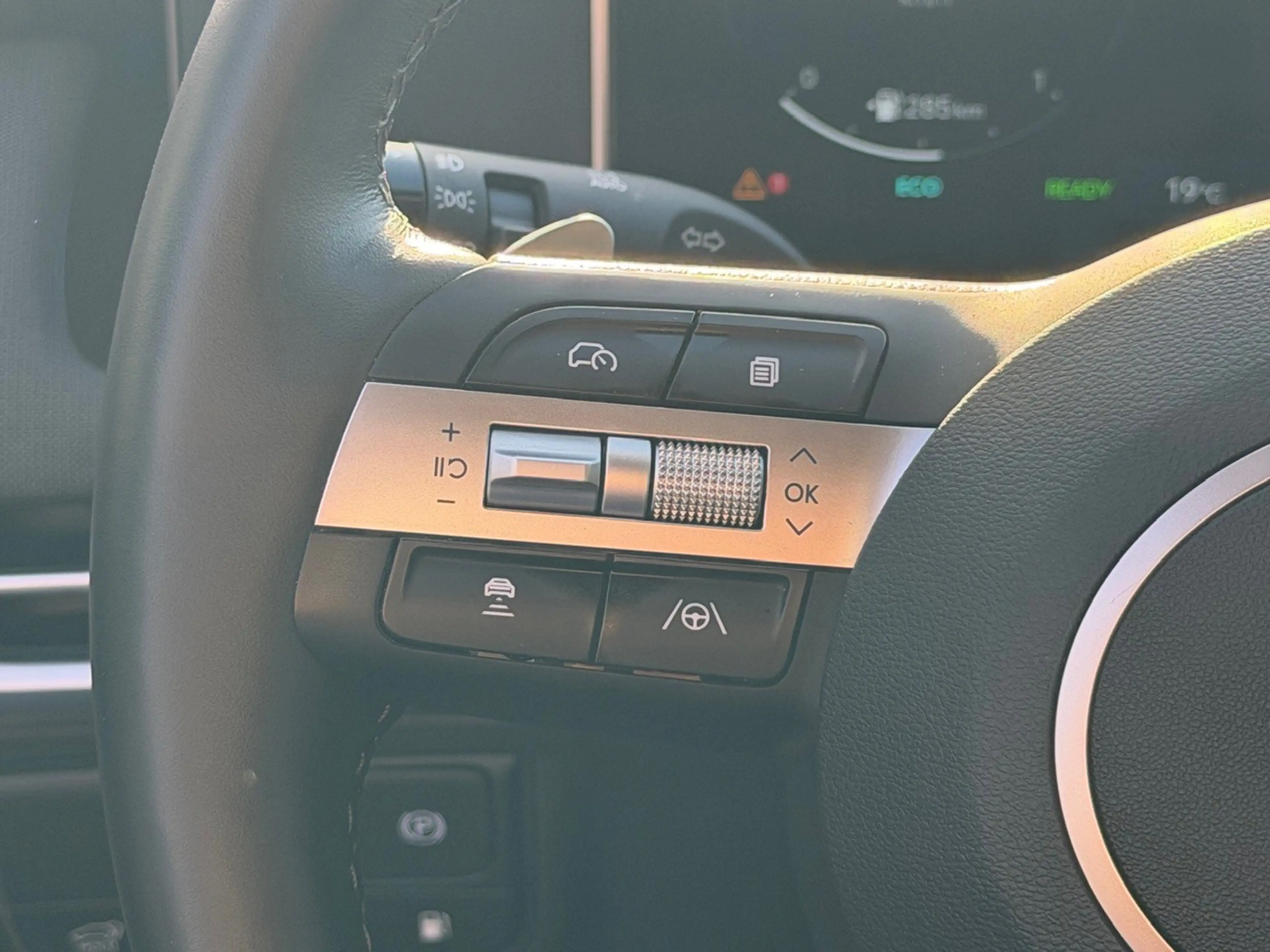 Hyundai TUCSON 1.6 T-GDi Plug-in-Hybrid 4WD Prime — photo 10