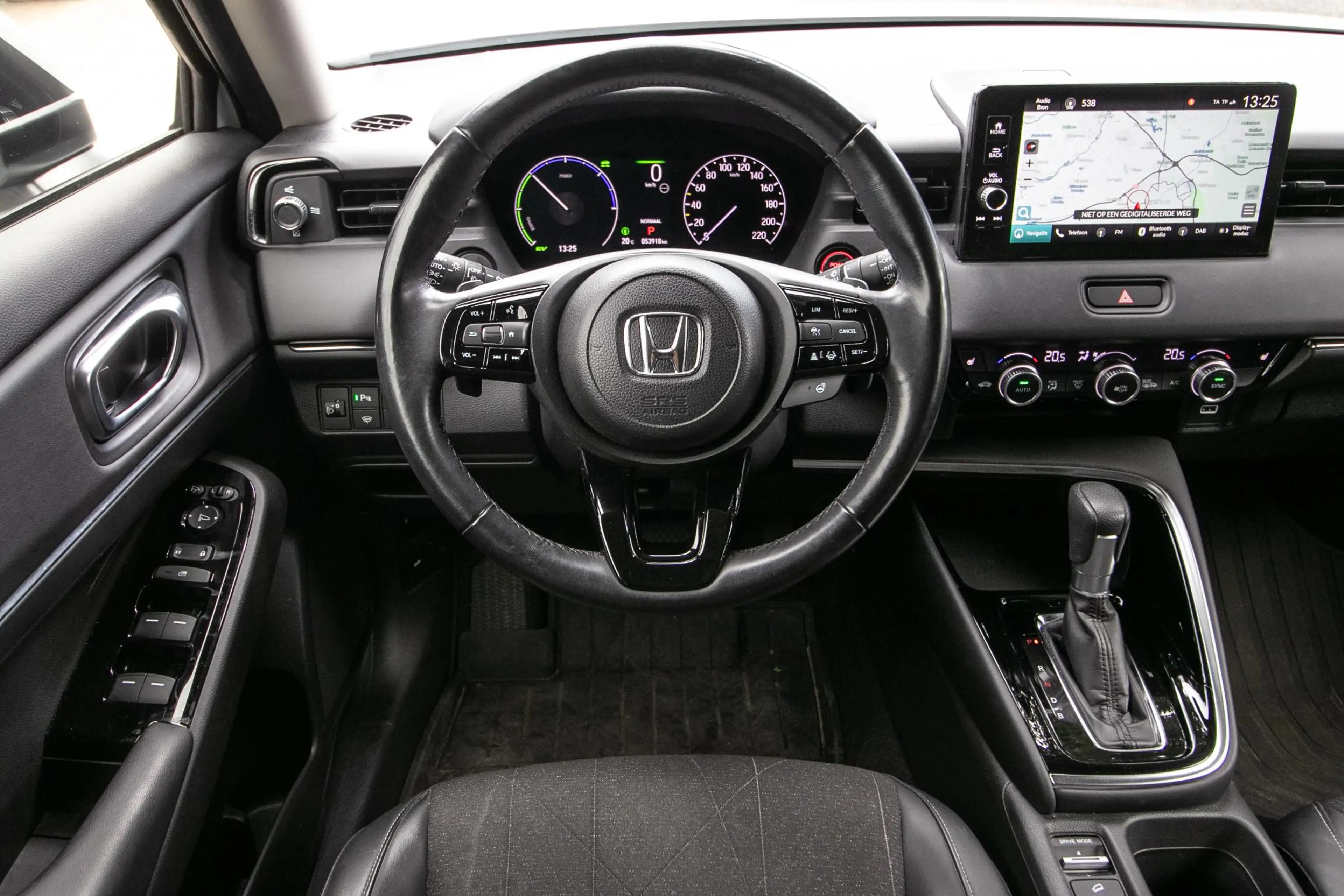 Honda HR-V 1.5 e:HEV Advance — photo 15