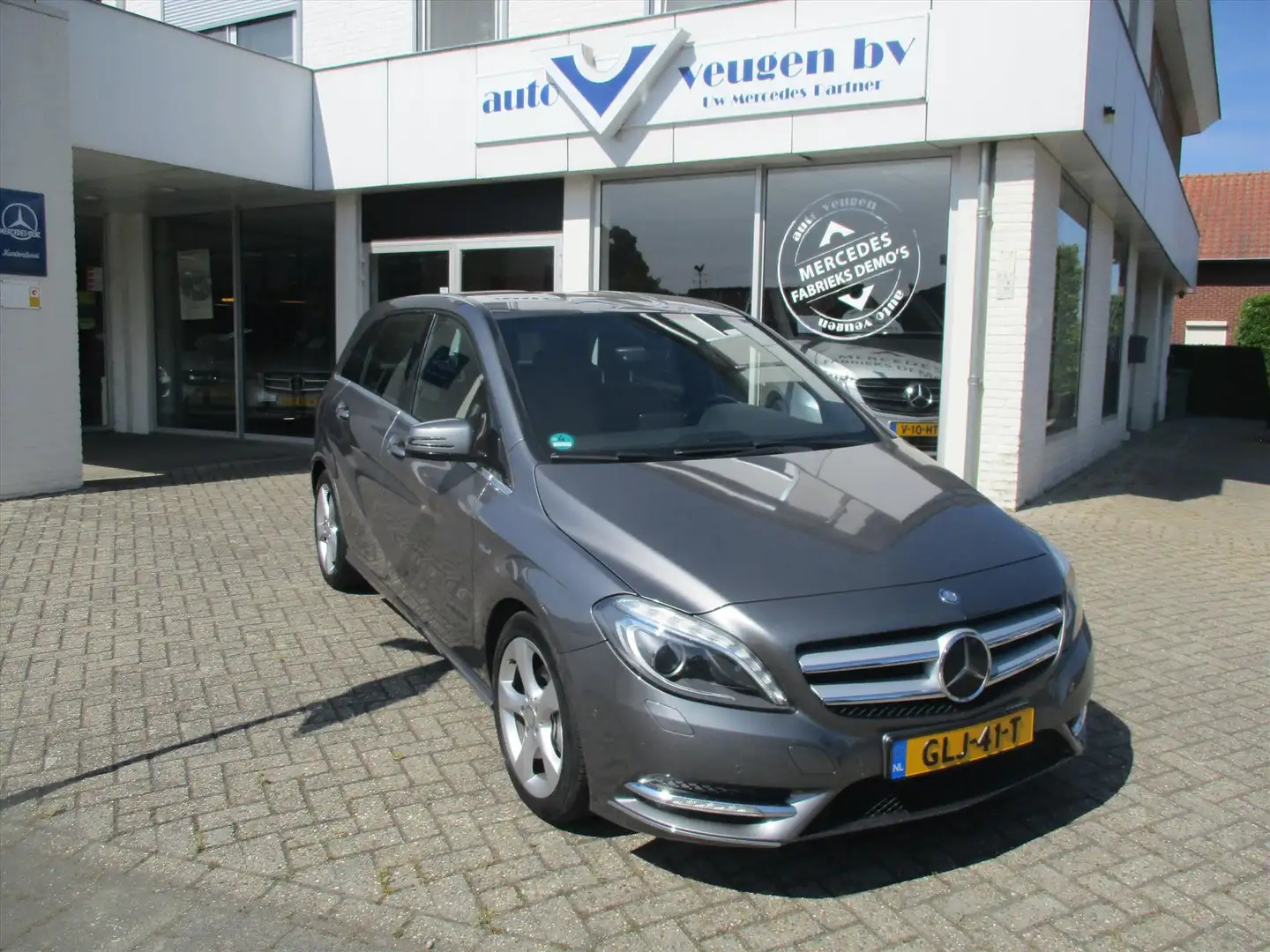 Mercedes-Benz B 200 B 156PK 7G-DCT / SPORT / COMPLEET Gris - 1