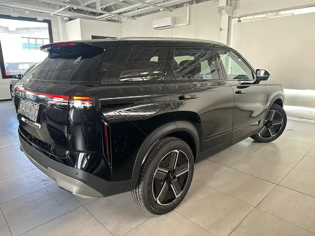 Jaecoo J7 view 4