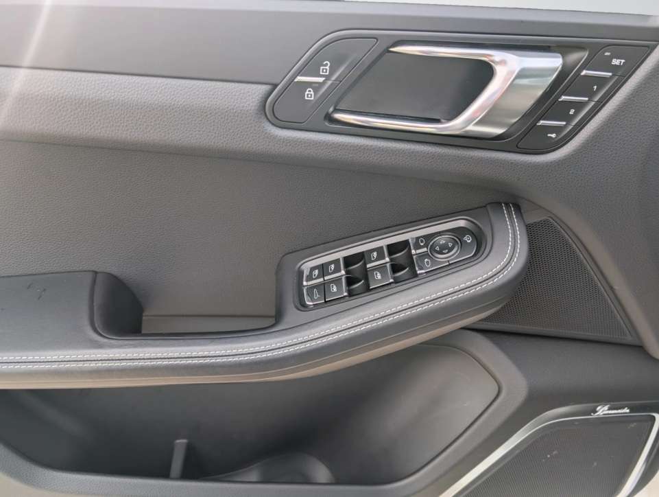 2023 Porsche Macan Macan T Jamais Accidenté, 1 Propriétaire thumb 9