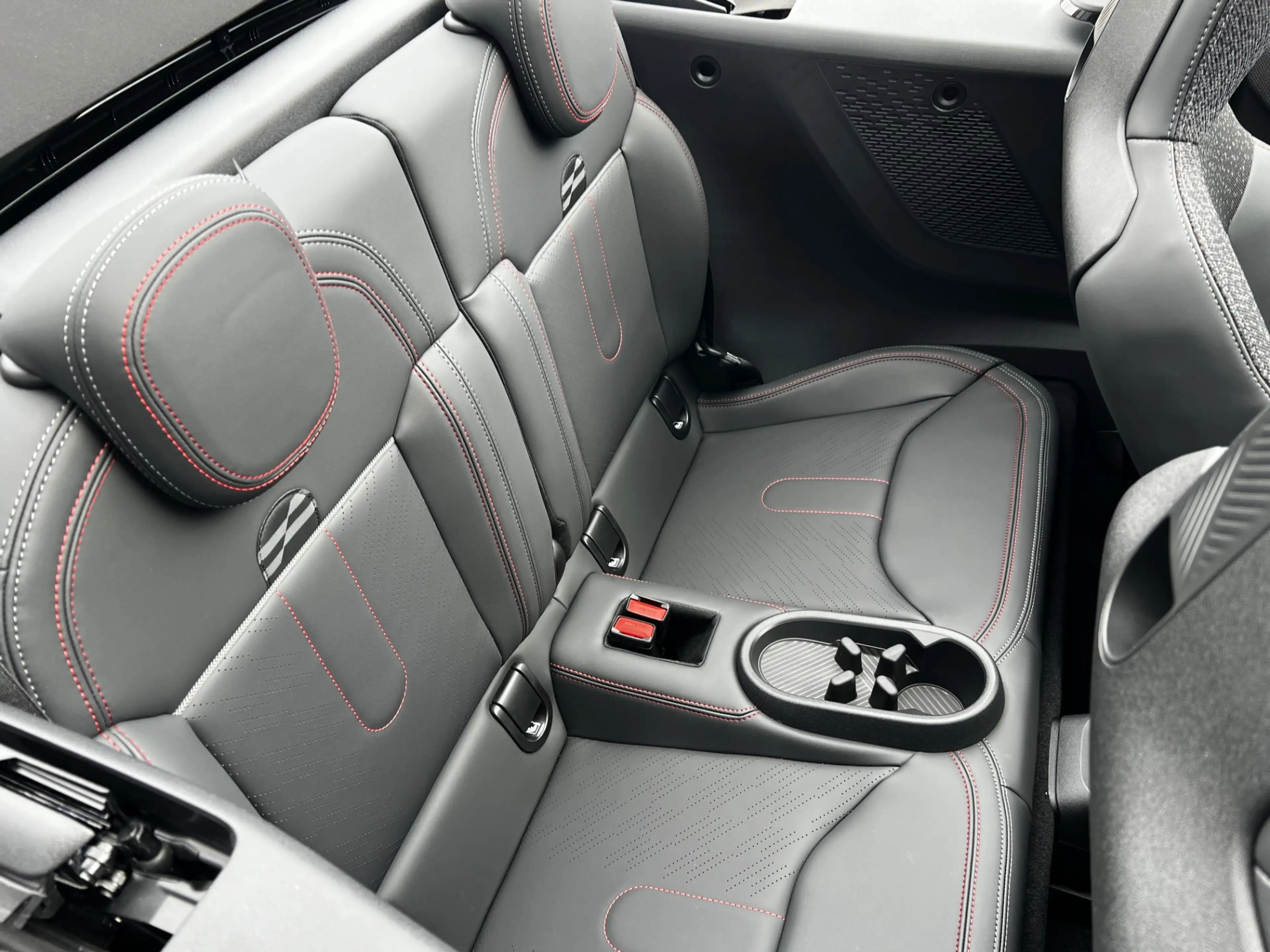 MINI Cooper S Cabrio 2.0 John Cooper Works M JCW / CARPLAY / HEAD UP / — photo 13