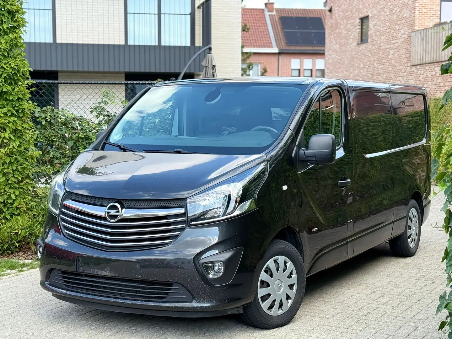 Opel Vivaro Vivaro 1.6 D (CDTI) L1H2 Bi-Turbo - 1