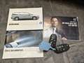 Volvo V70 2.4 Edition Sport 170 pk! youngtimer leer Blauw - thumbnail 16