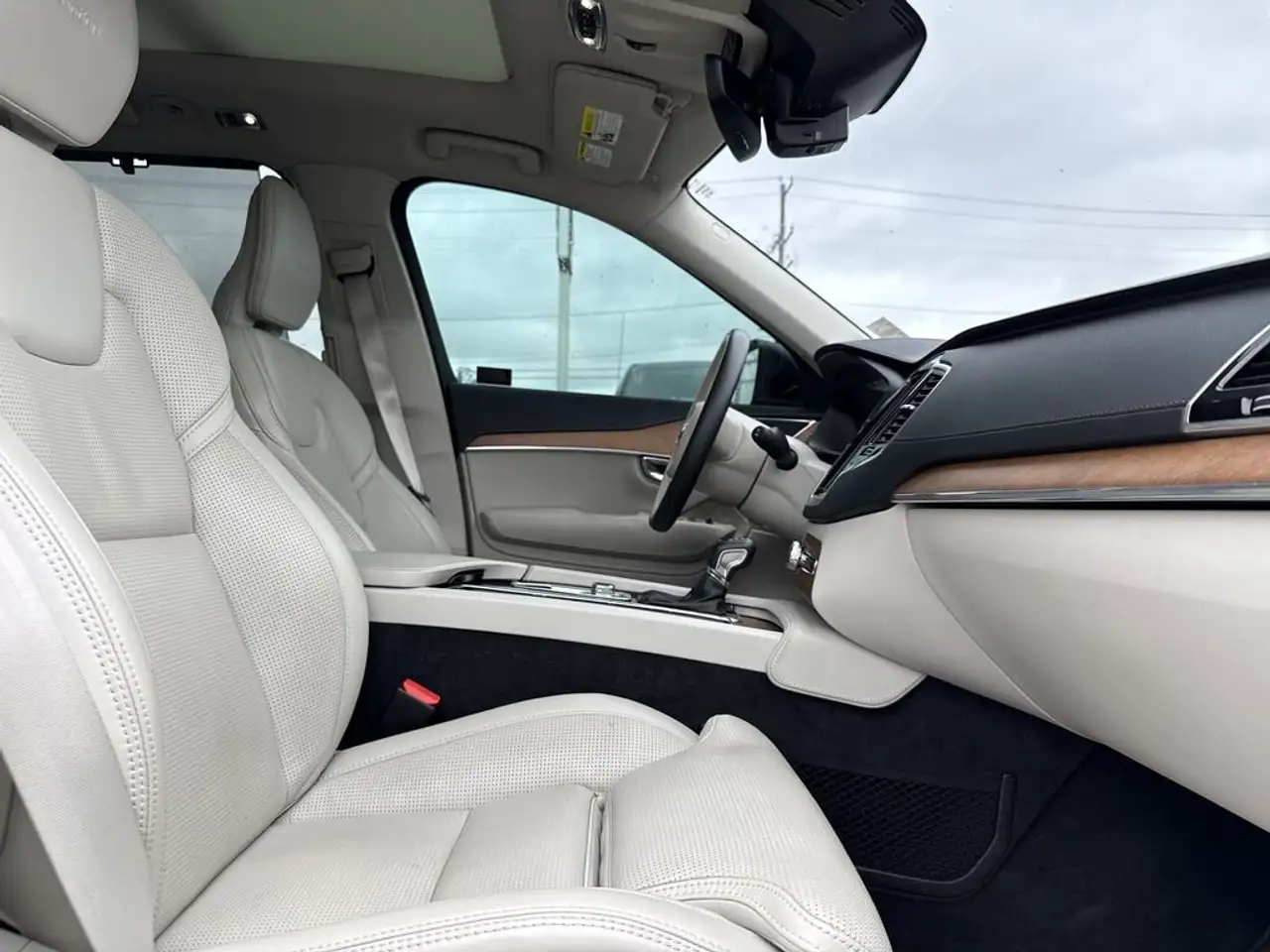 Volvo XC90 снимка Volvo XC90