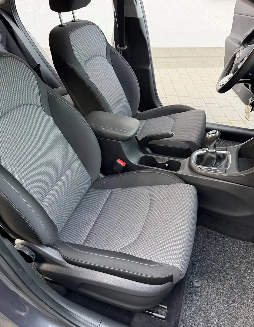 Hyundai i30 Hyundai i30 1.0 T-GDI Passion Plus Grau - 2