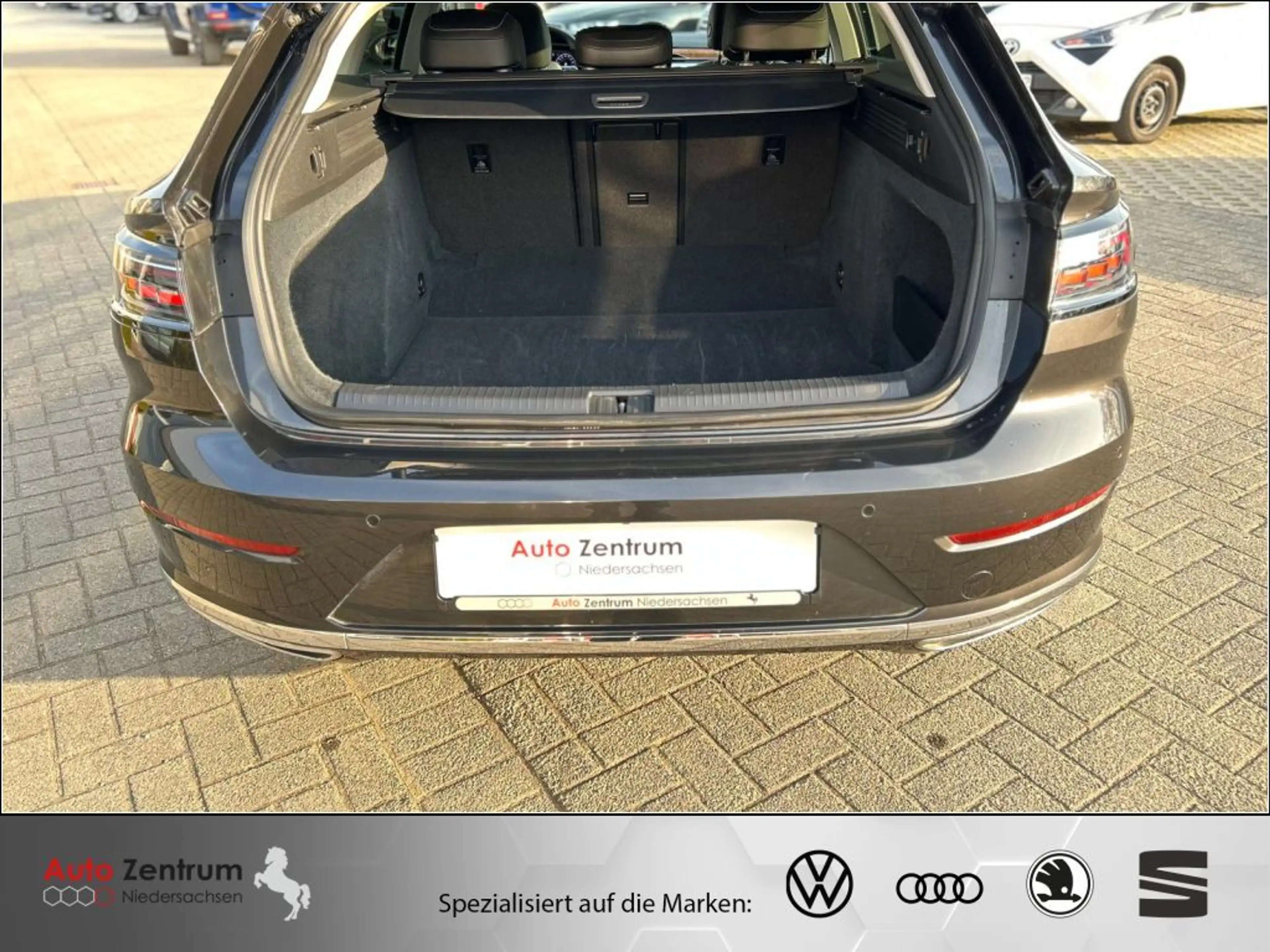 Volkswagen Arteon Shoot Brake 2.0 TSI Elegance CarPlay AHK*Massage — photo 10