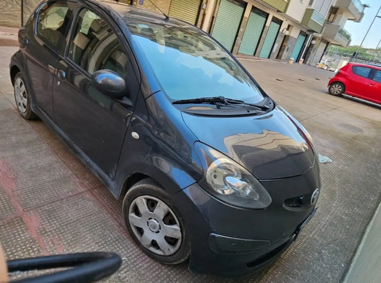 Toyota Aygo Aygo I 2005 5p 1.4d Sol Grigio - 1