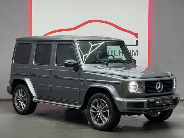 Mercedes-Benz G 500 view 4