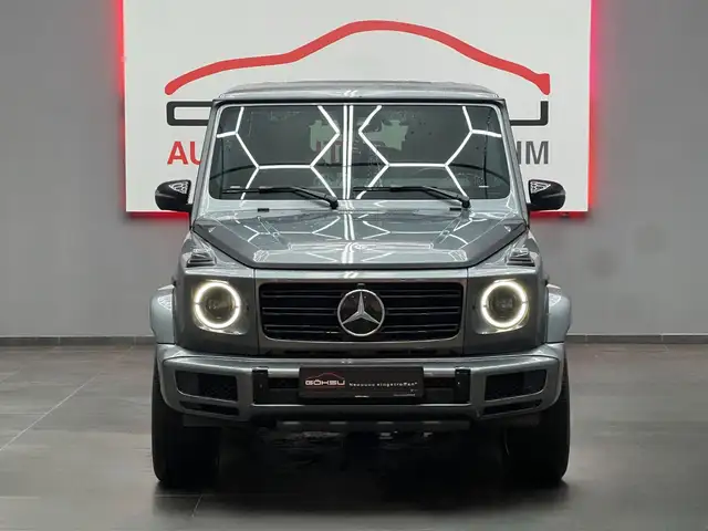 Mercedes-Benz G 500 view 3