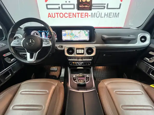 Mercedes-Benz G 500 view 11
