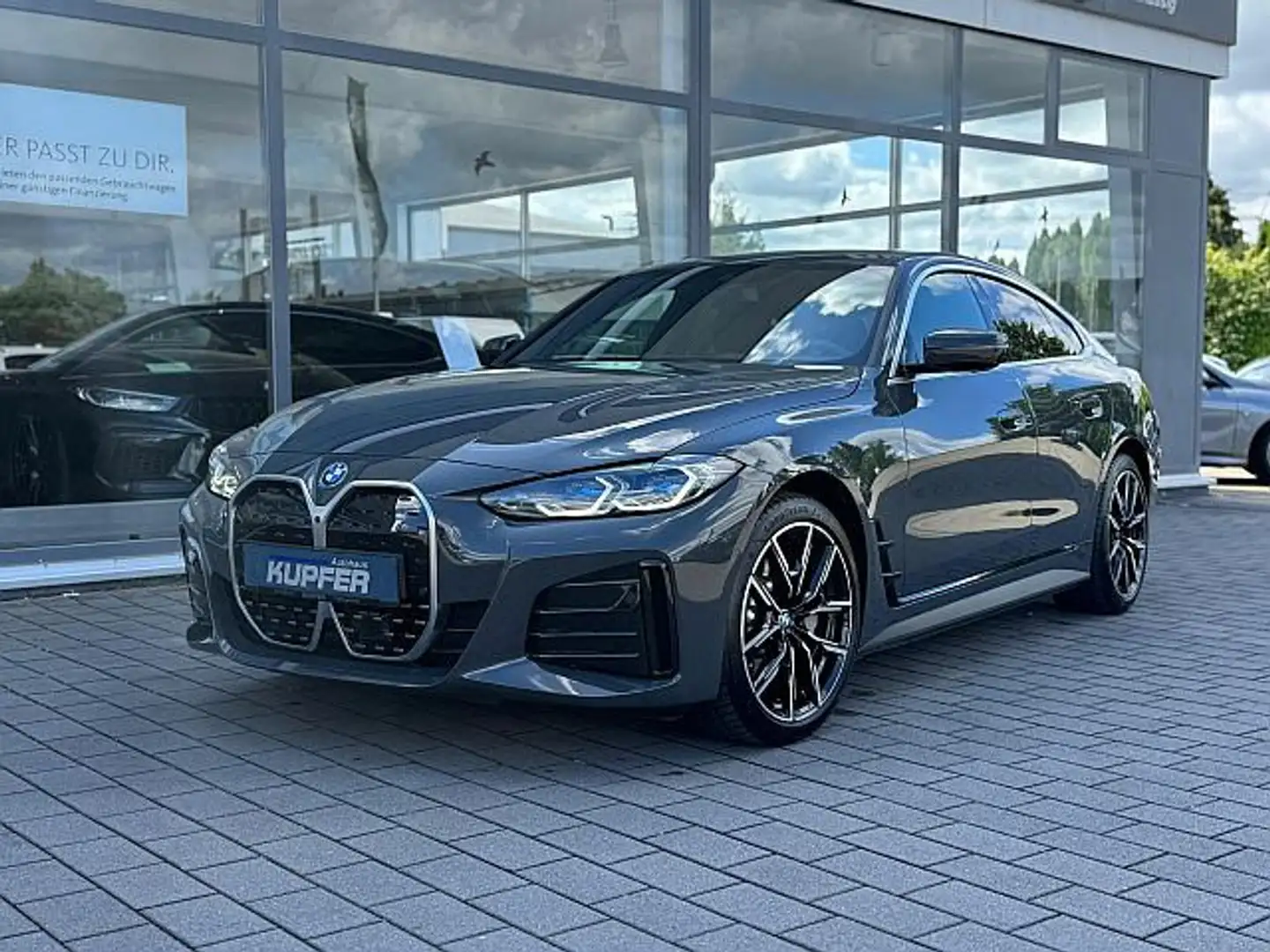 BMW i4 eDrive35 M Sportpak Laser*elSitze+M°Head+HIFI Grigio - 1