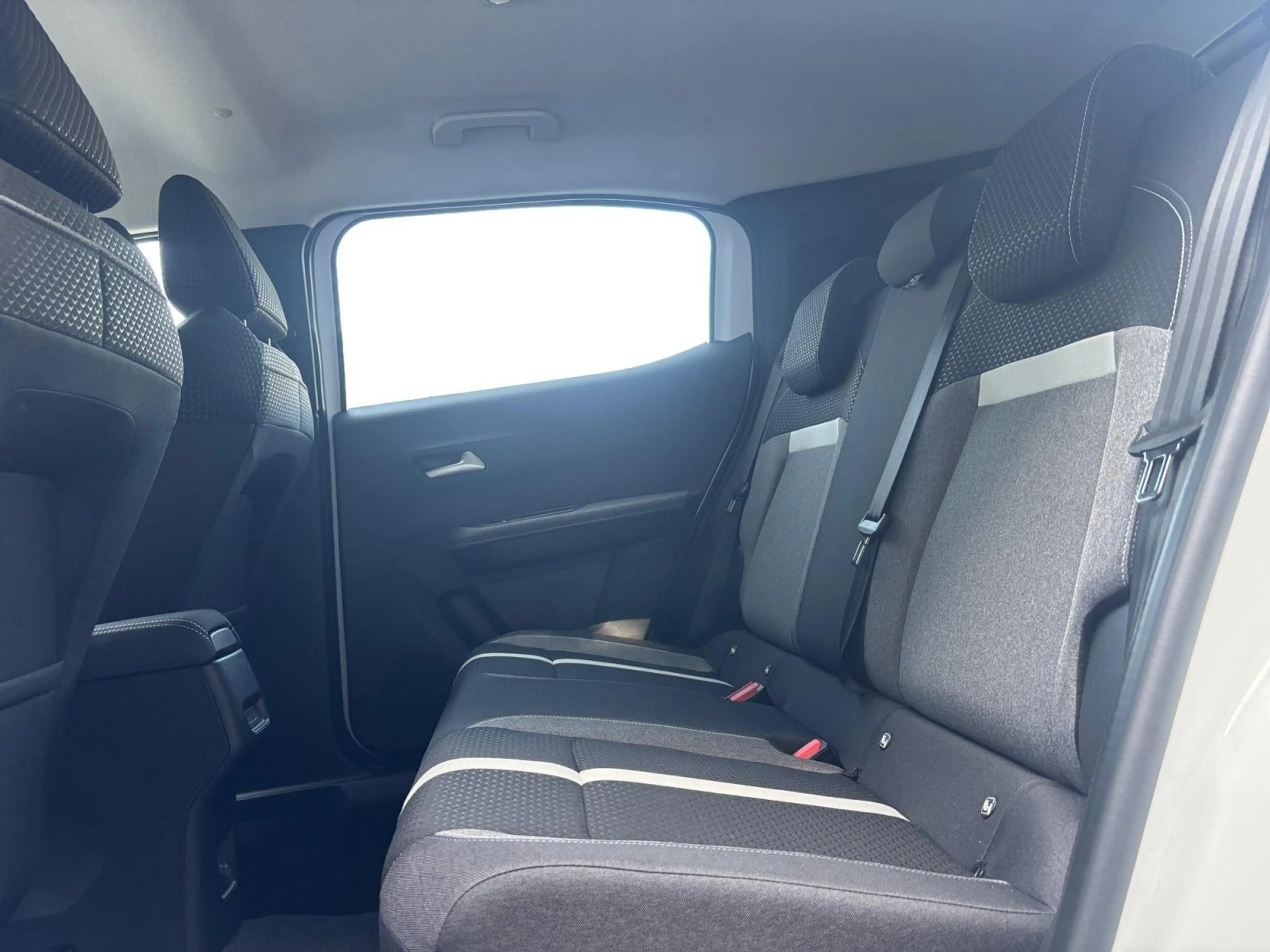 Opel Frontera GS 1.2 Turbo Hybrid 145pk e-DCS6 | NAVI | PDC | CA — photo 11