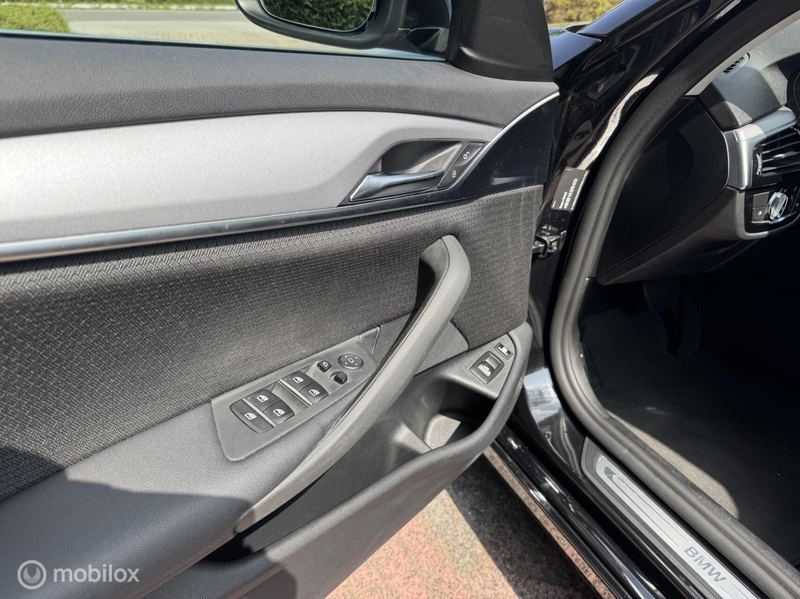 BMW 530 5-serie Touring 530e Business Edition Plus/DO OH/C — photo 7