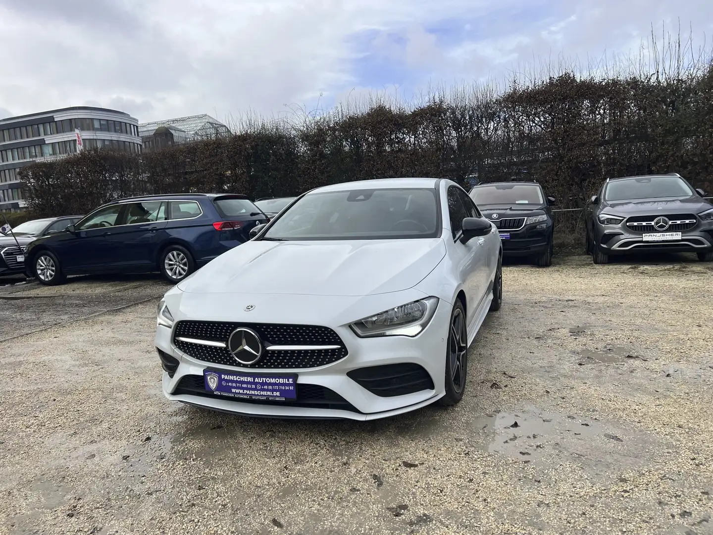 Mercedes-Benz CLA 220 d AMG Line Night-Paket AHK+LEDER+SPURASSIST+1HAND Weiß - 2