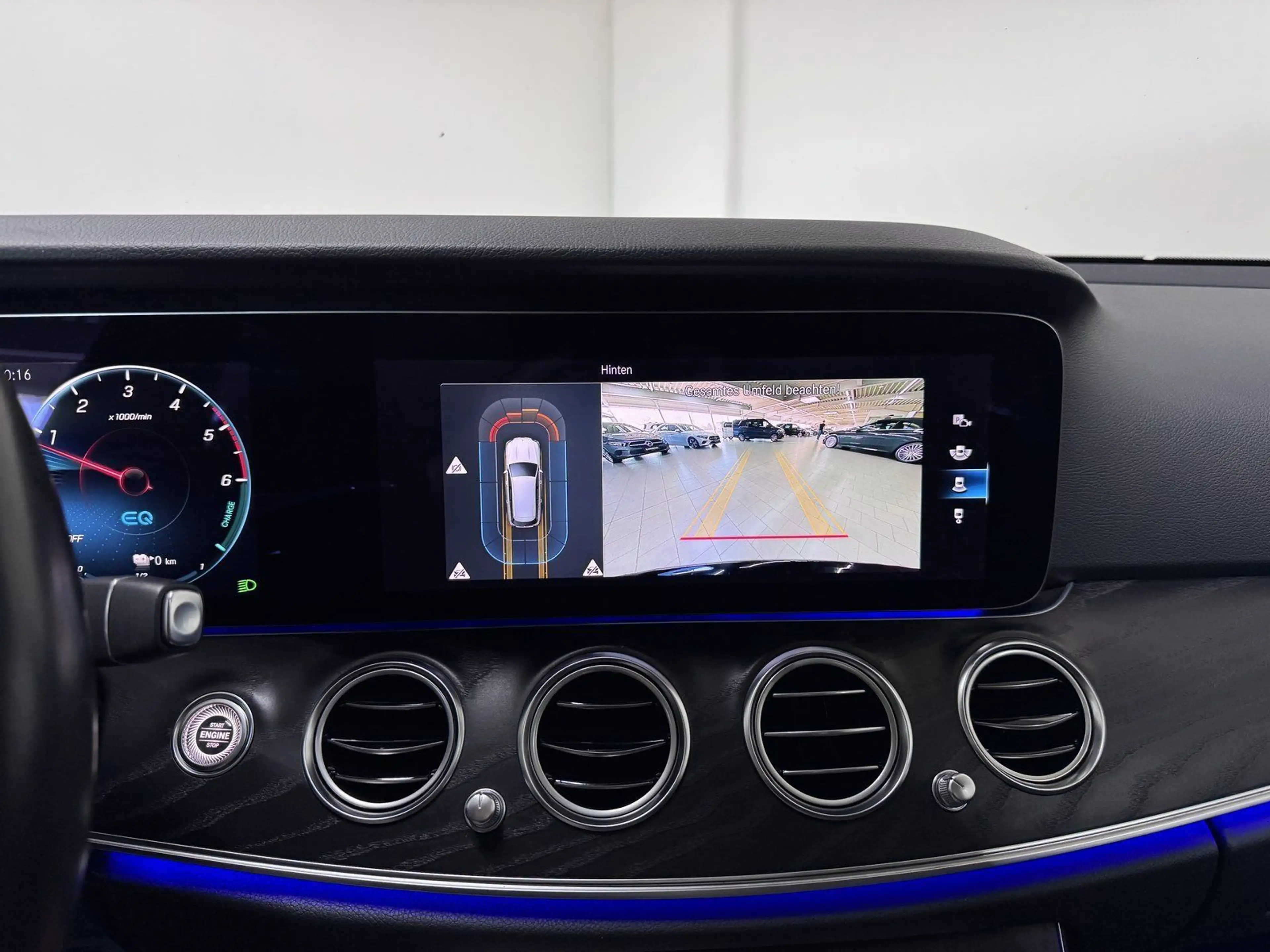 Mercedes-Benz E 300 T de AVANTGARDE+DIST+PANO+AHK+MULTIBEAM — photo 11