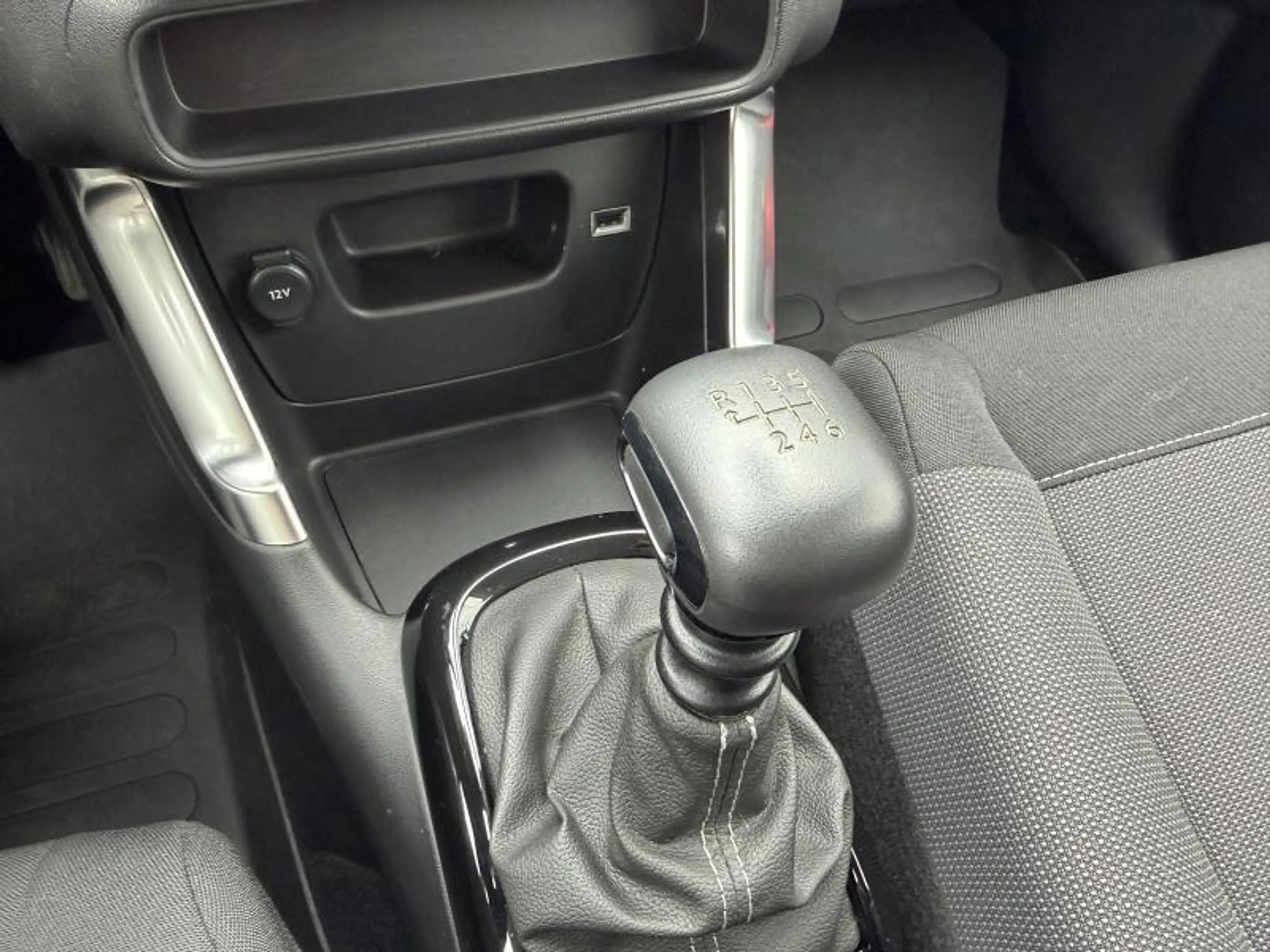 Citroen C3 Aircross YOU — photo 14