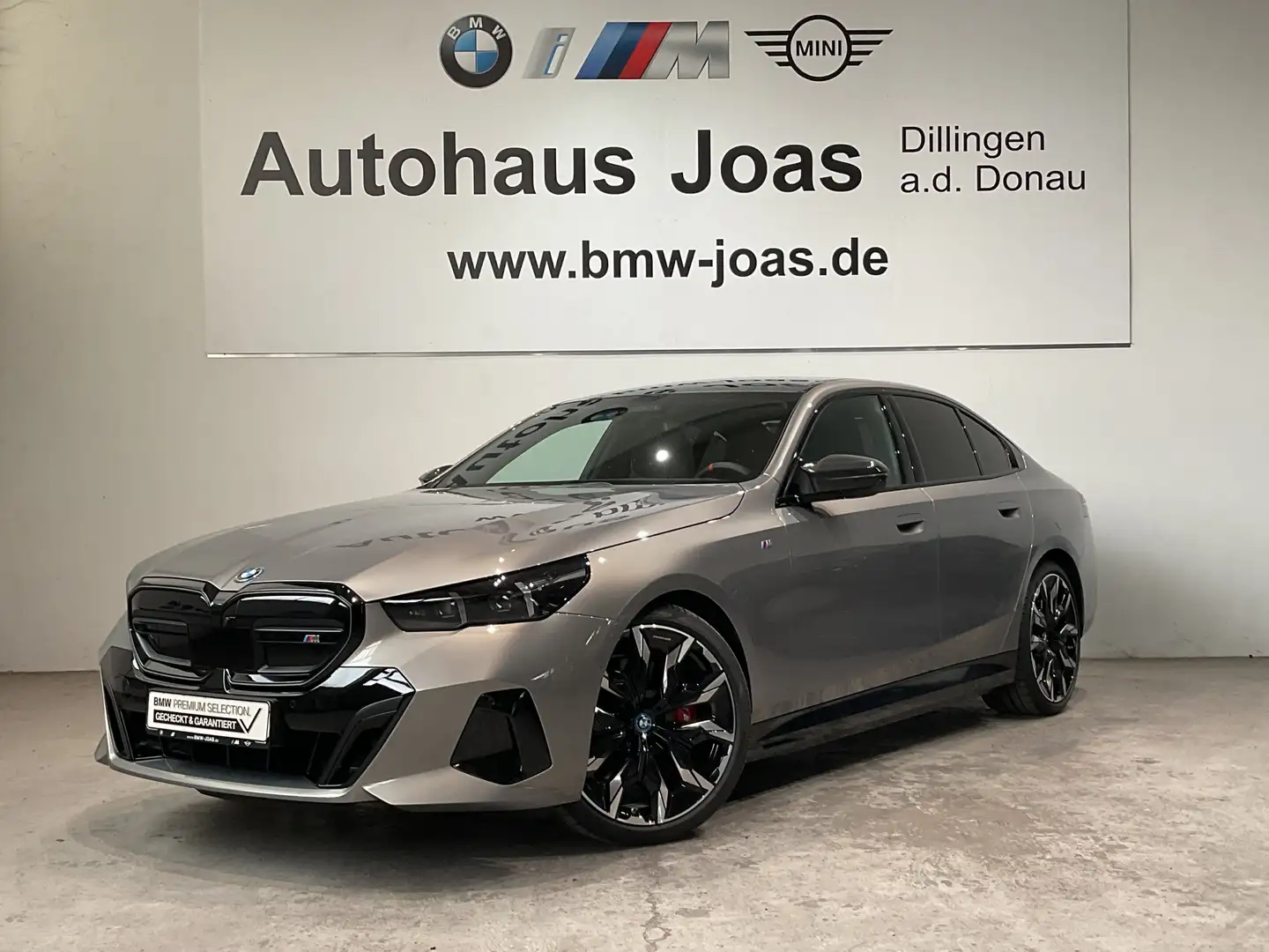 BMW i5 M60 xDrive M Sportpaket pro, Sitzbelüftung vorn, B Gris - 1