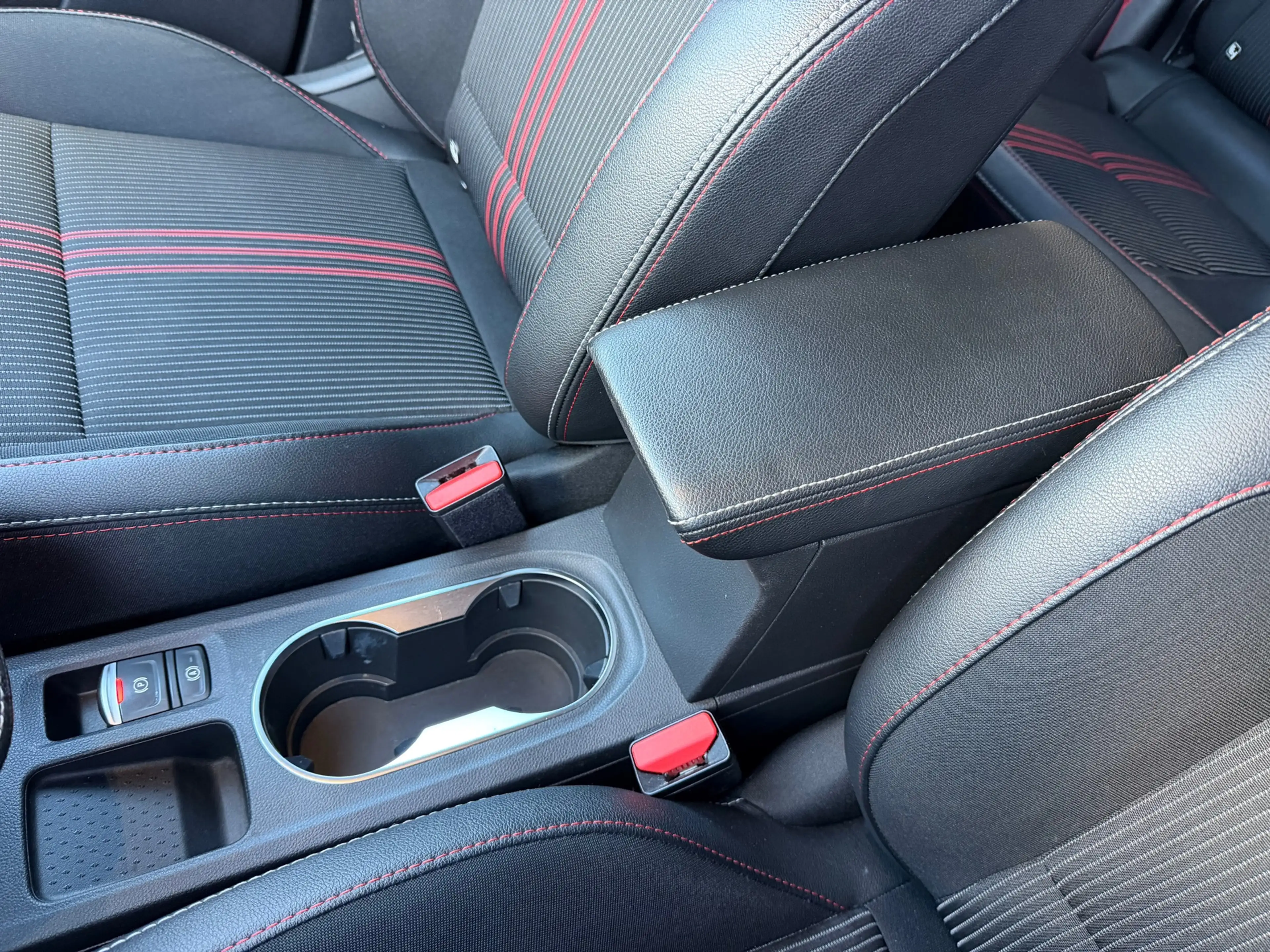 Renault Captur 1.3 mild hybrid 160 R.S. Line|Incl. Grote beurt|Ca — photo 38