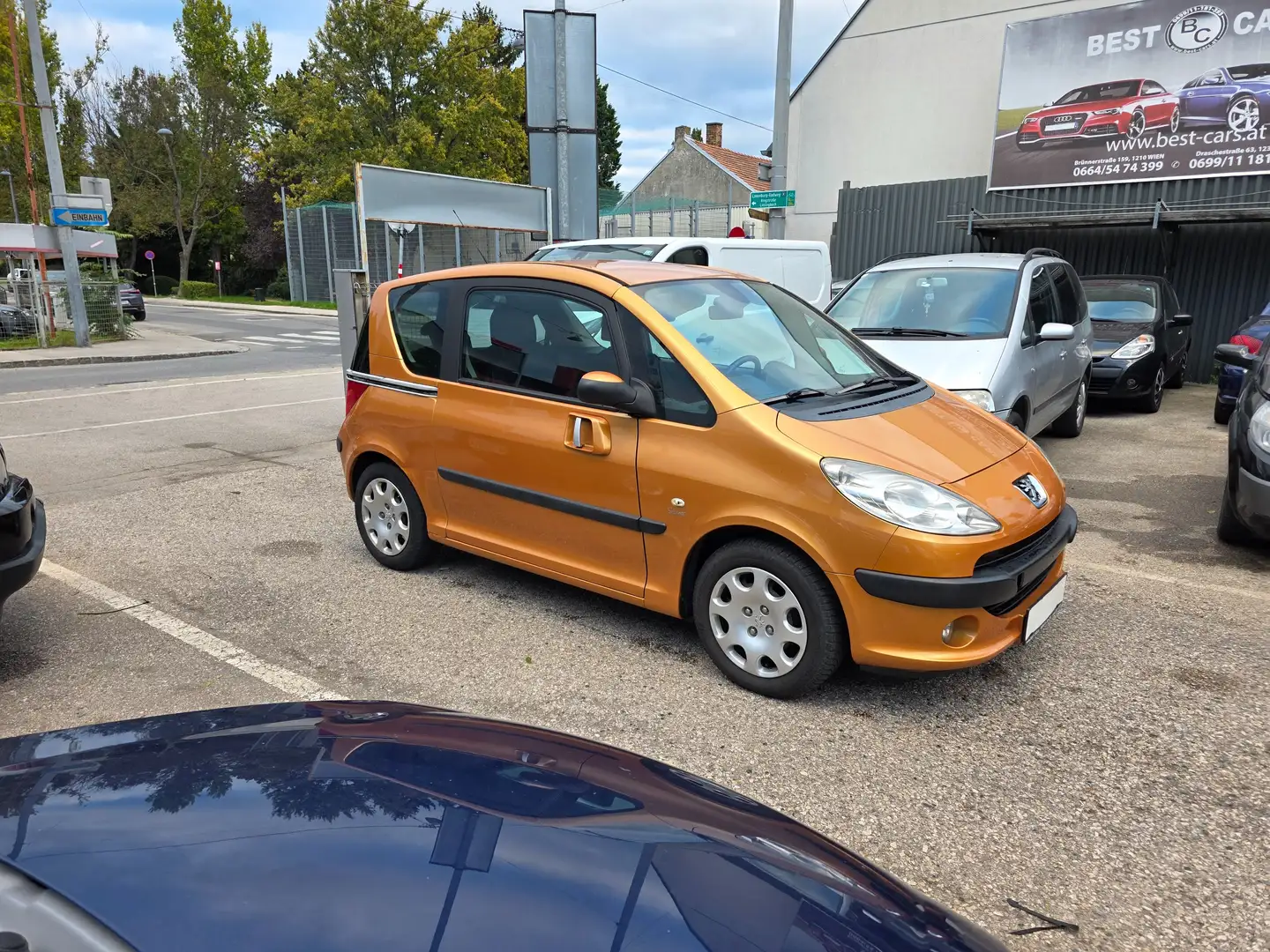 Peugeot 1007 1.4 HDI*NEUES Pi+SERVICE Orange - 1