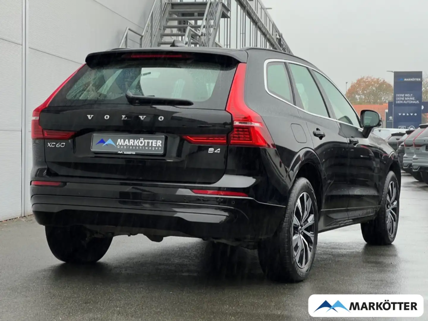 Volvo XC60 B4 Core EU6d ACC/BLIS/LEDER/FSH/SHZ/LHZ Schwarz - 2