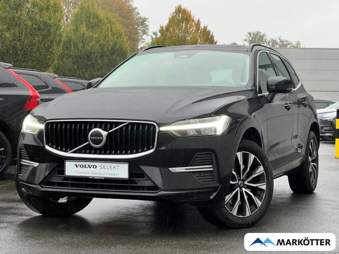 Volvo XC60 B4 Core EU6d ACC/BLIS/LEDER/FSH/SHZ/LHZ Schwarz - 1