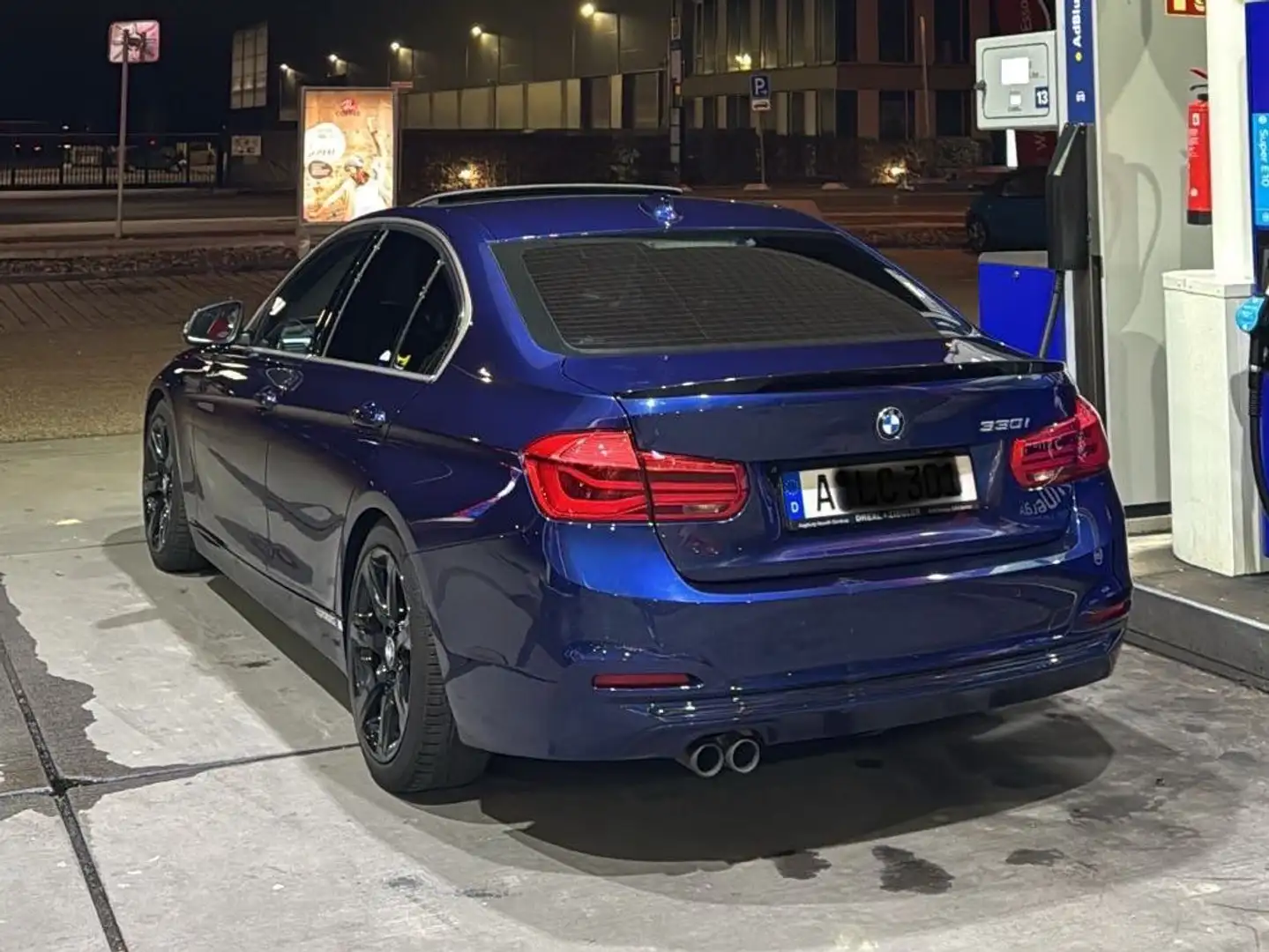 BMW 330 330i Aut.Sport Line Blau - 2