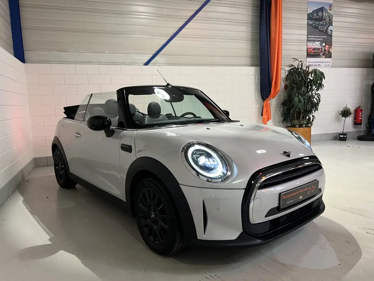 MINI Cooper Cabrio